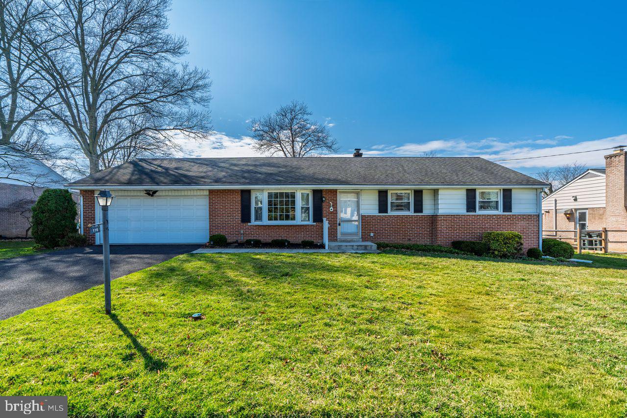 SPRING MANOR - Residential