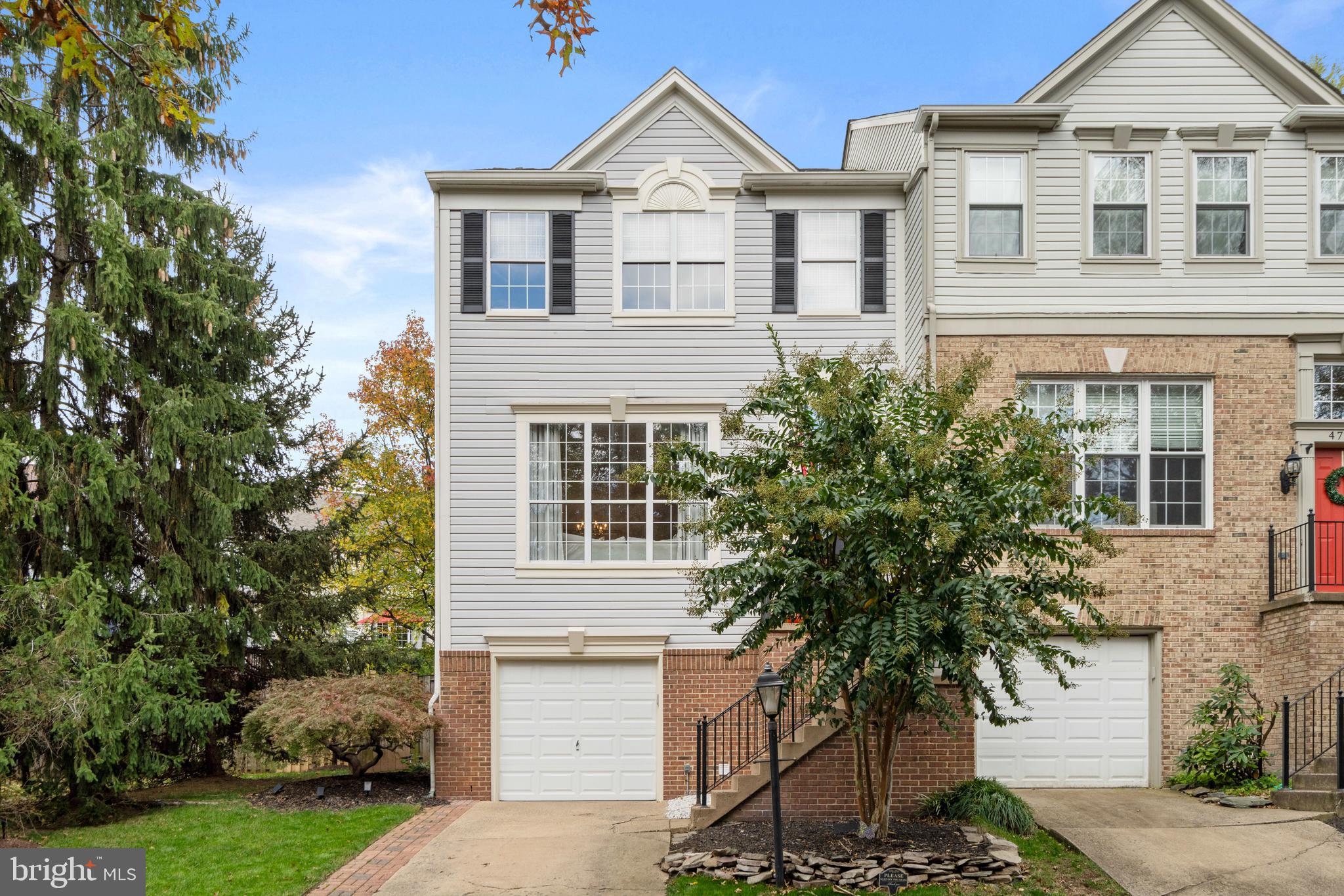 47593 SANDBANK SQUARE