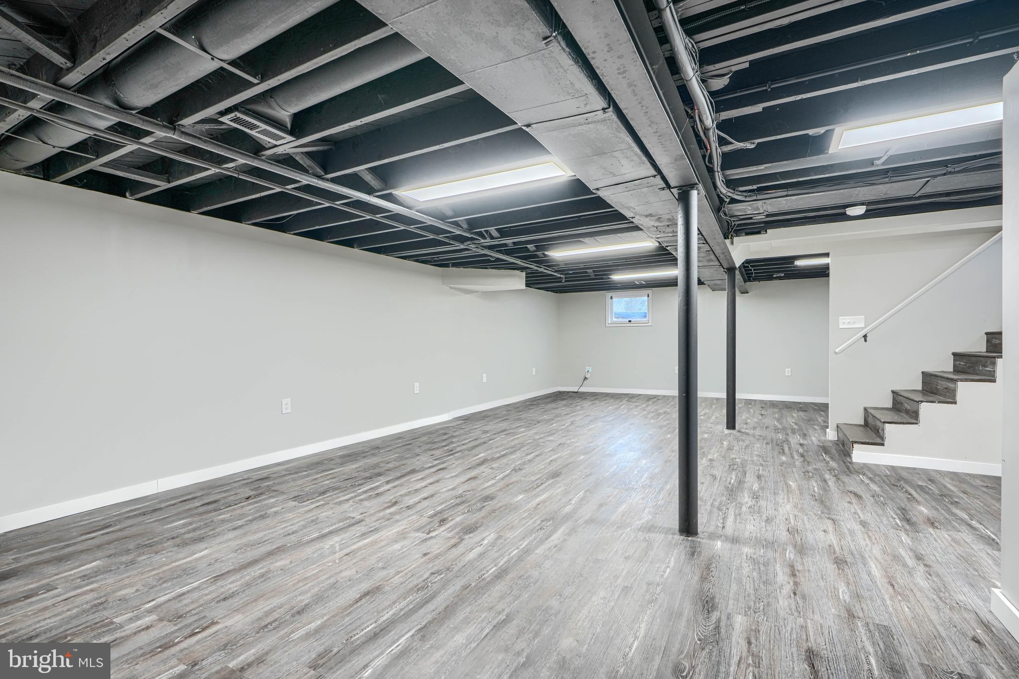 PERRY HALL - Residential