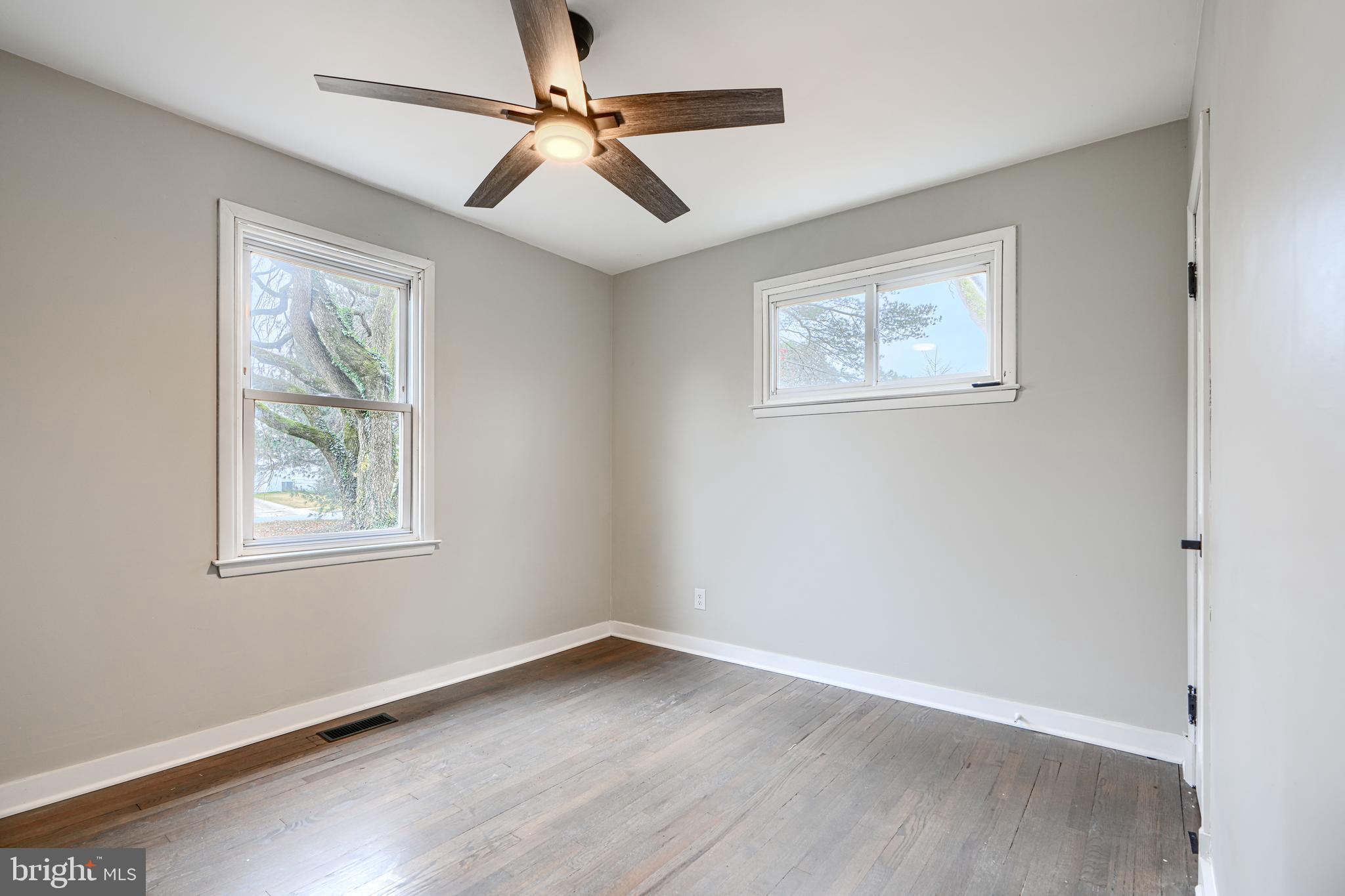 PERRY HALL - Residential