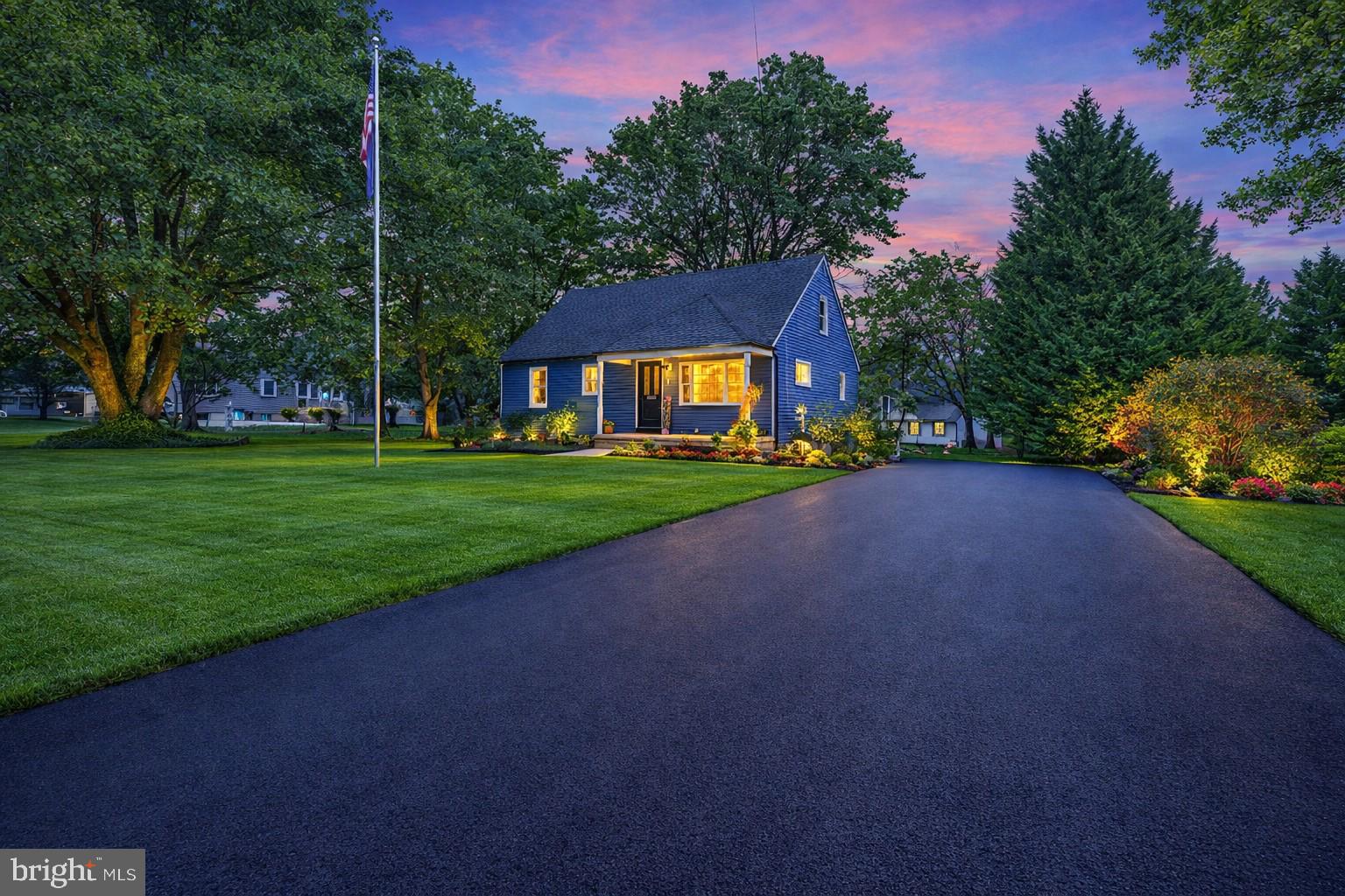 PERRY HALL - Residential