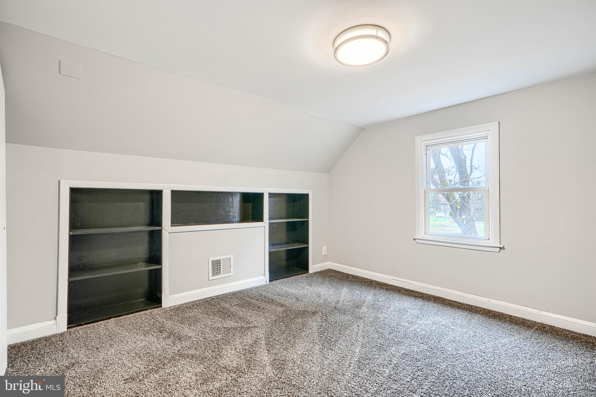 PERRY HALL - Residential