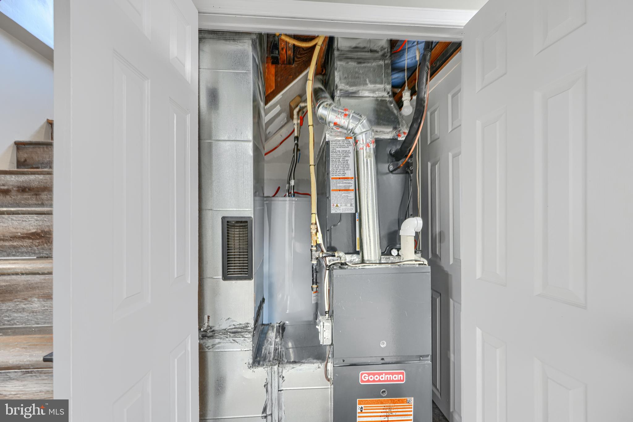 PERRY HALL - Residential