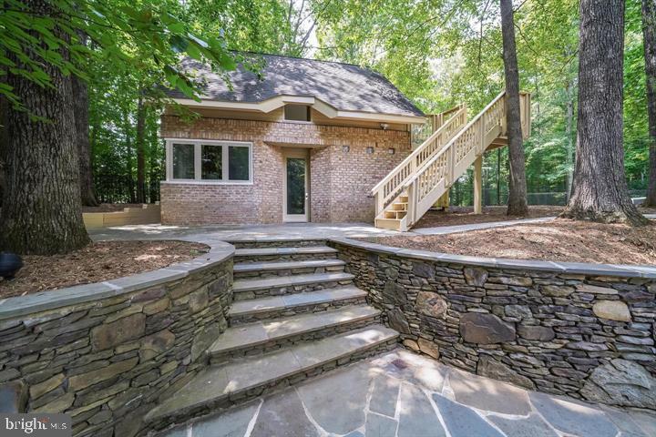 D EVEREUX WEST - Residential