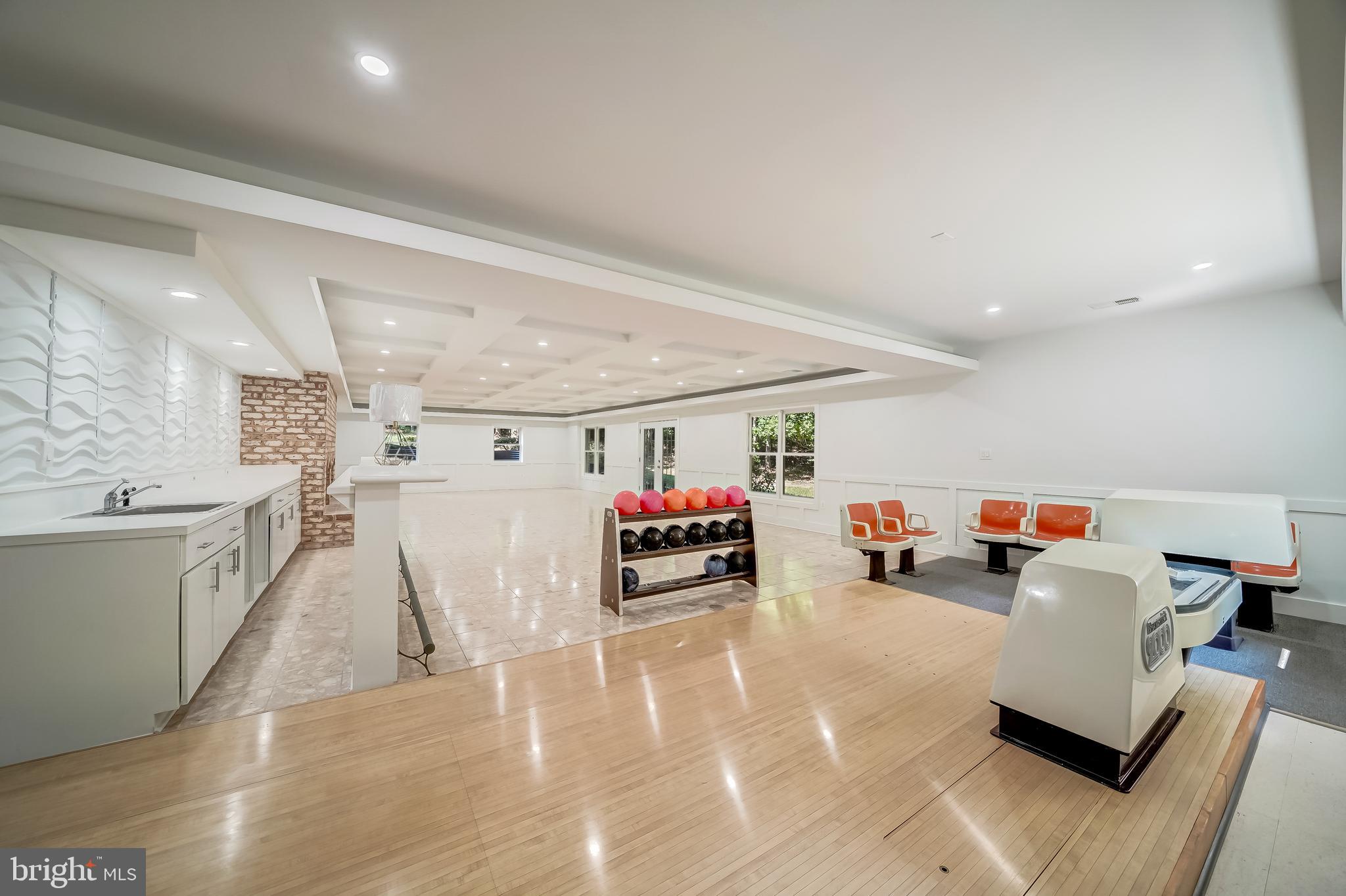 D EVEREUX WEST - Residential