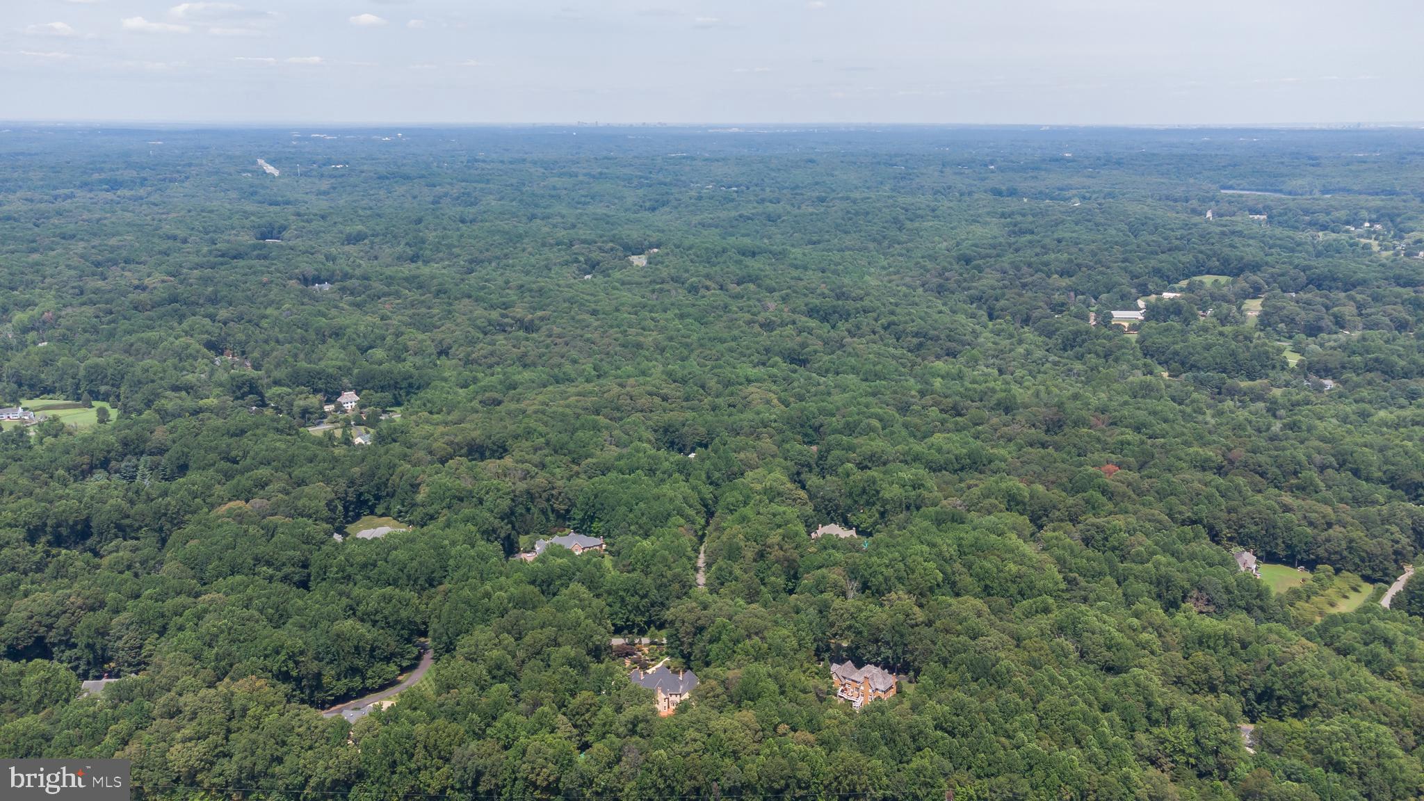 D EVEREUX WEST - Residential