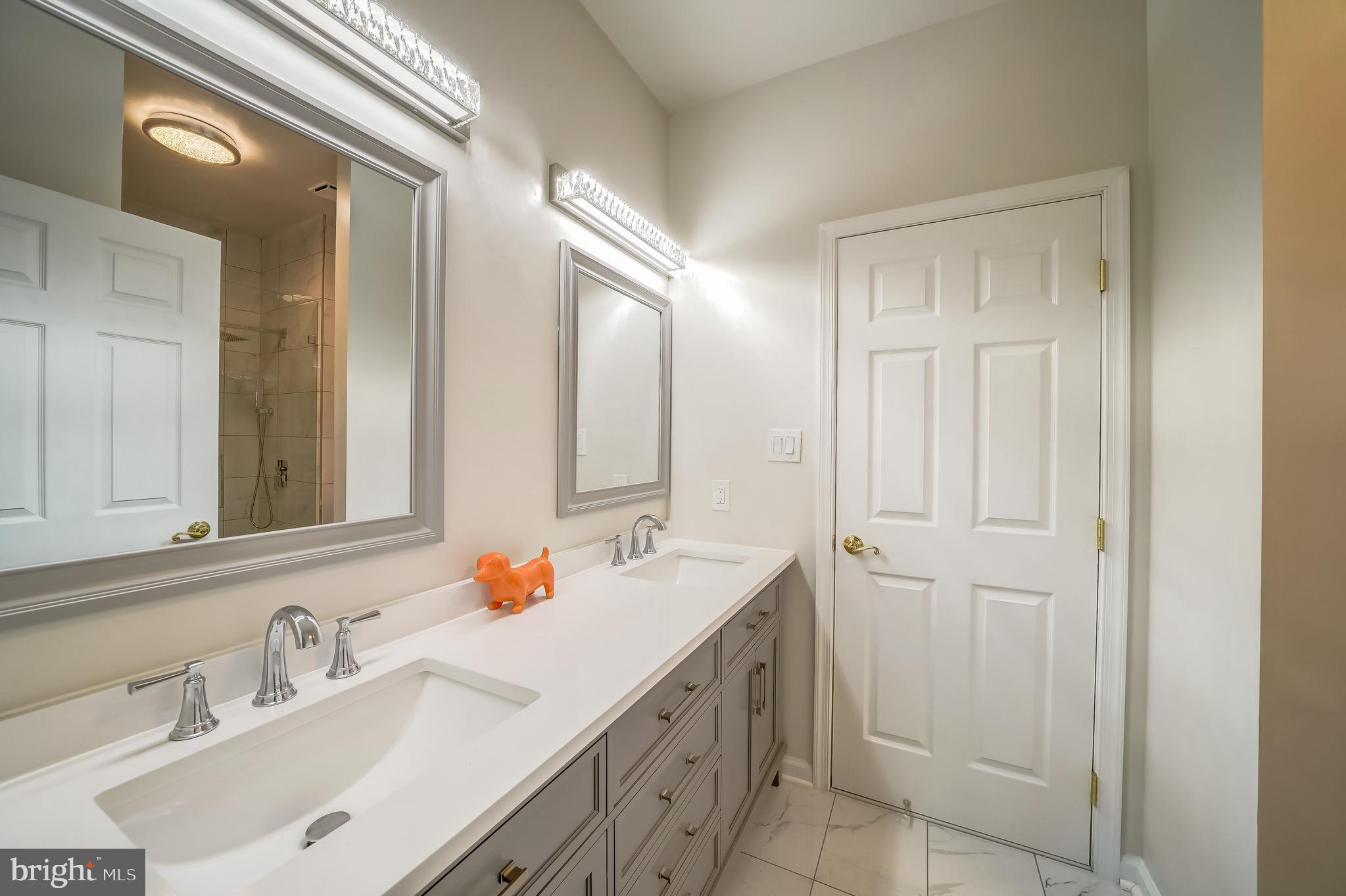 D EVEREUX WEST - Residential