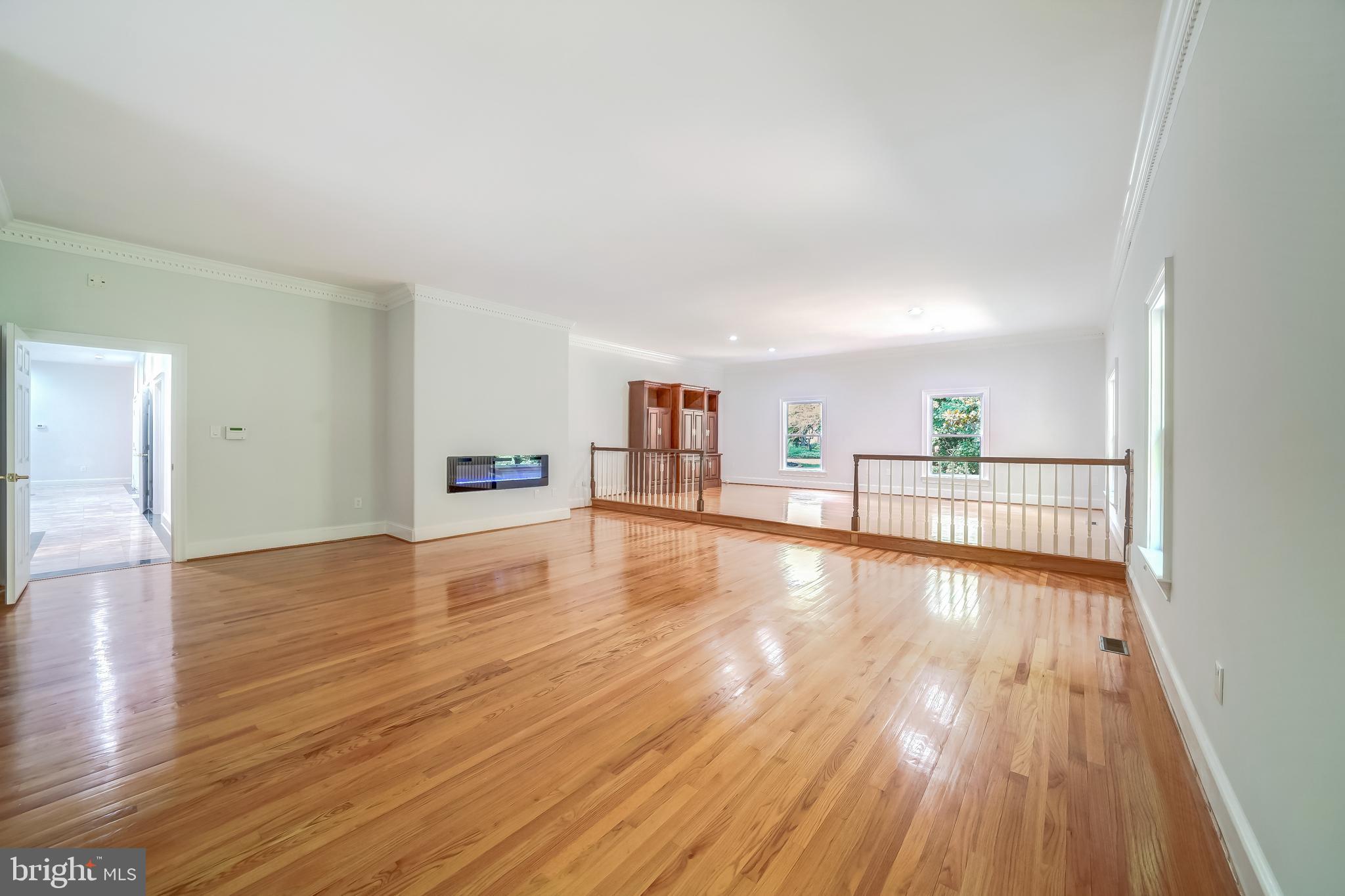 D EVEREUX WEST - Residential