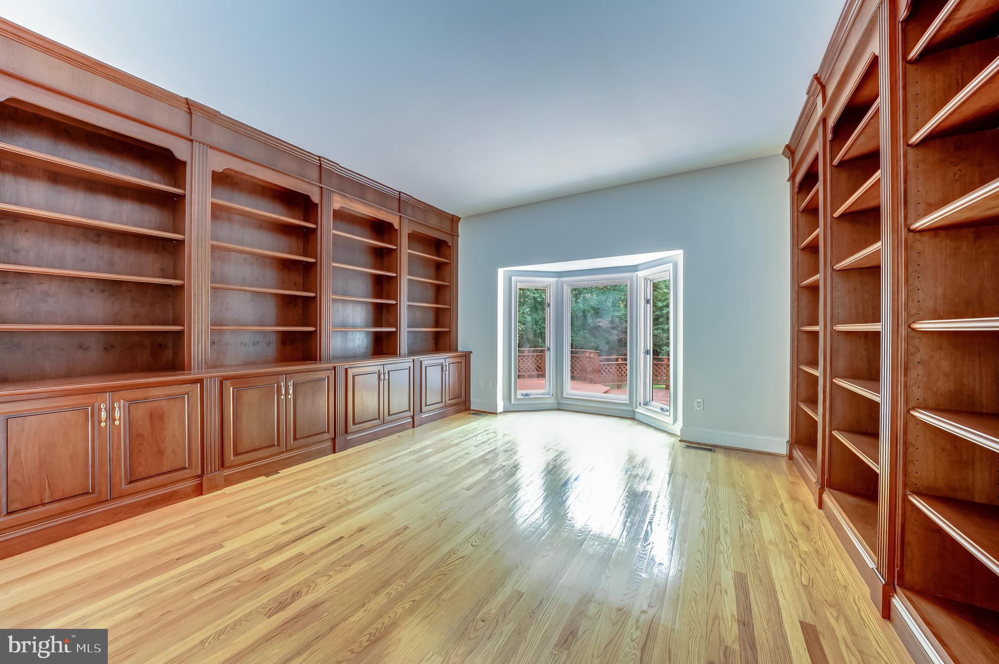 D EVEREUX WEST - Residential