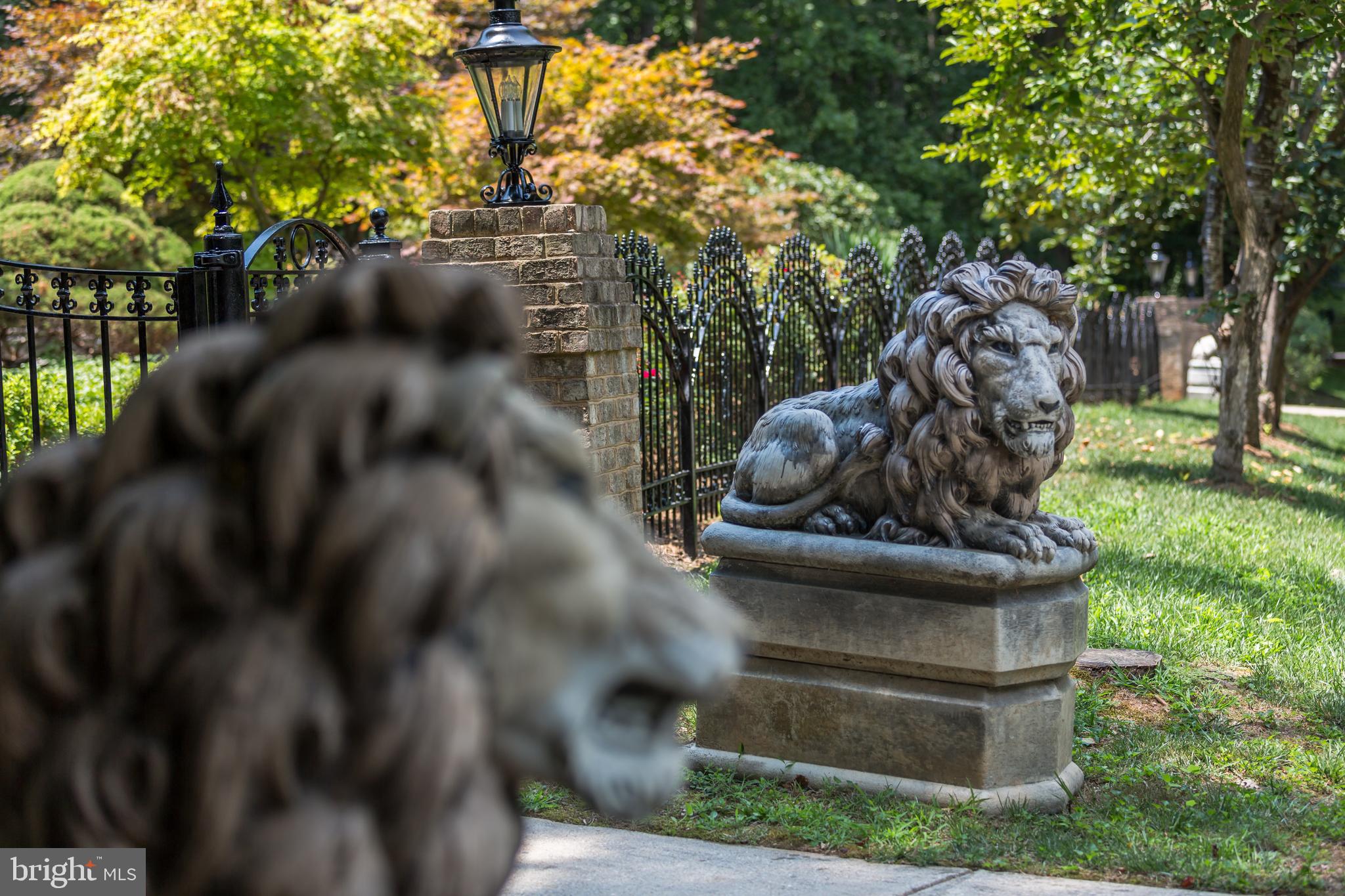 D EVEREUX WEST - Residential