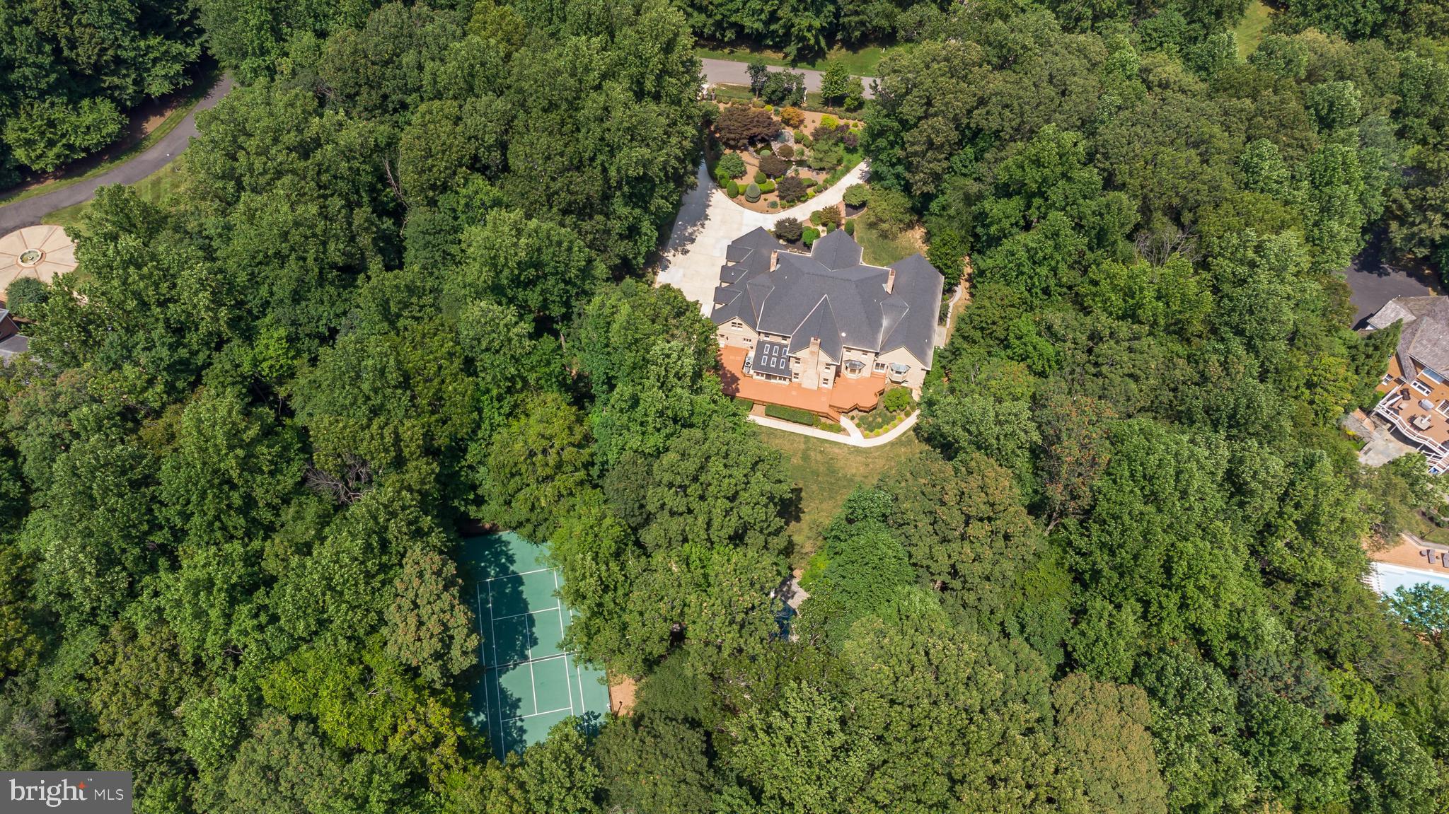 D EVEREUX WEST - Residential