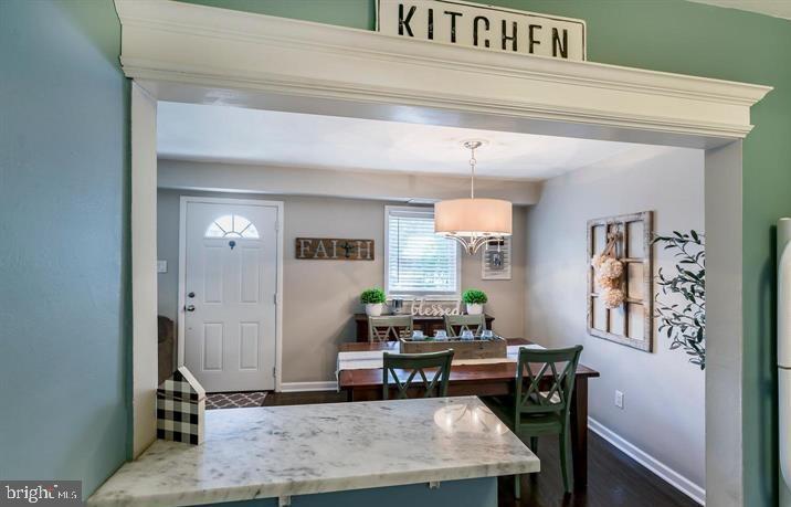 COLONIAL MEWS - Residential Lease