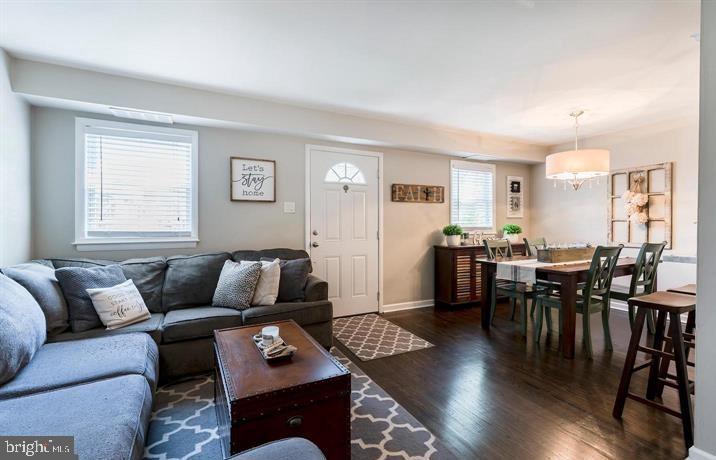 COLONIAL MEWS - Residential Lease