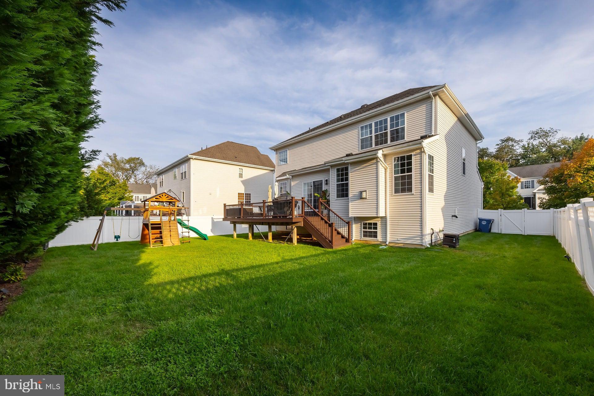 658 WORCESTER DRIVE