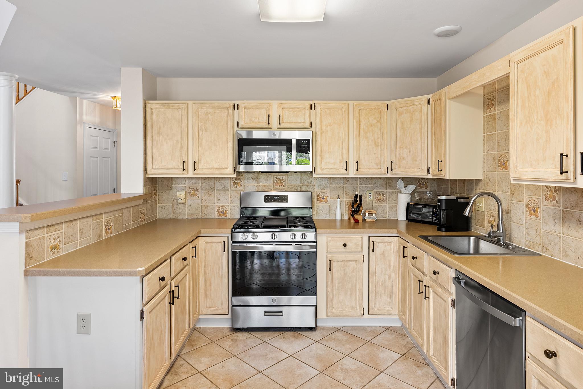 WINNERS CIRCLE - Residential