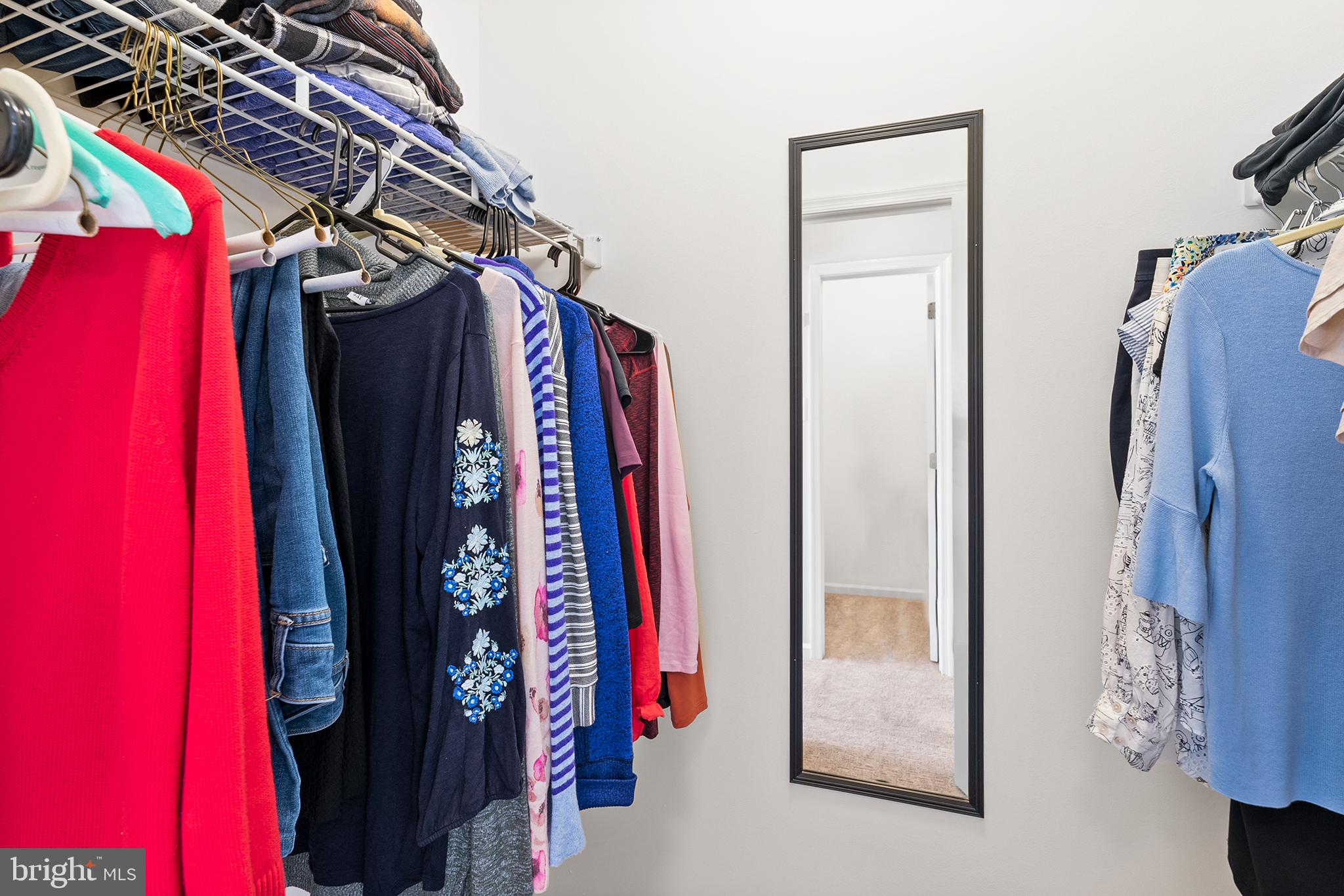 WINNERS CIRCLE - Residential