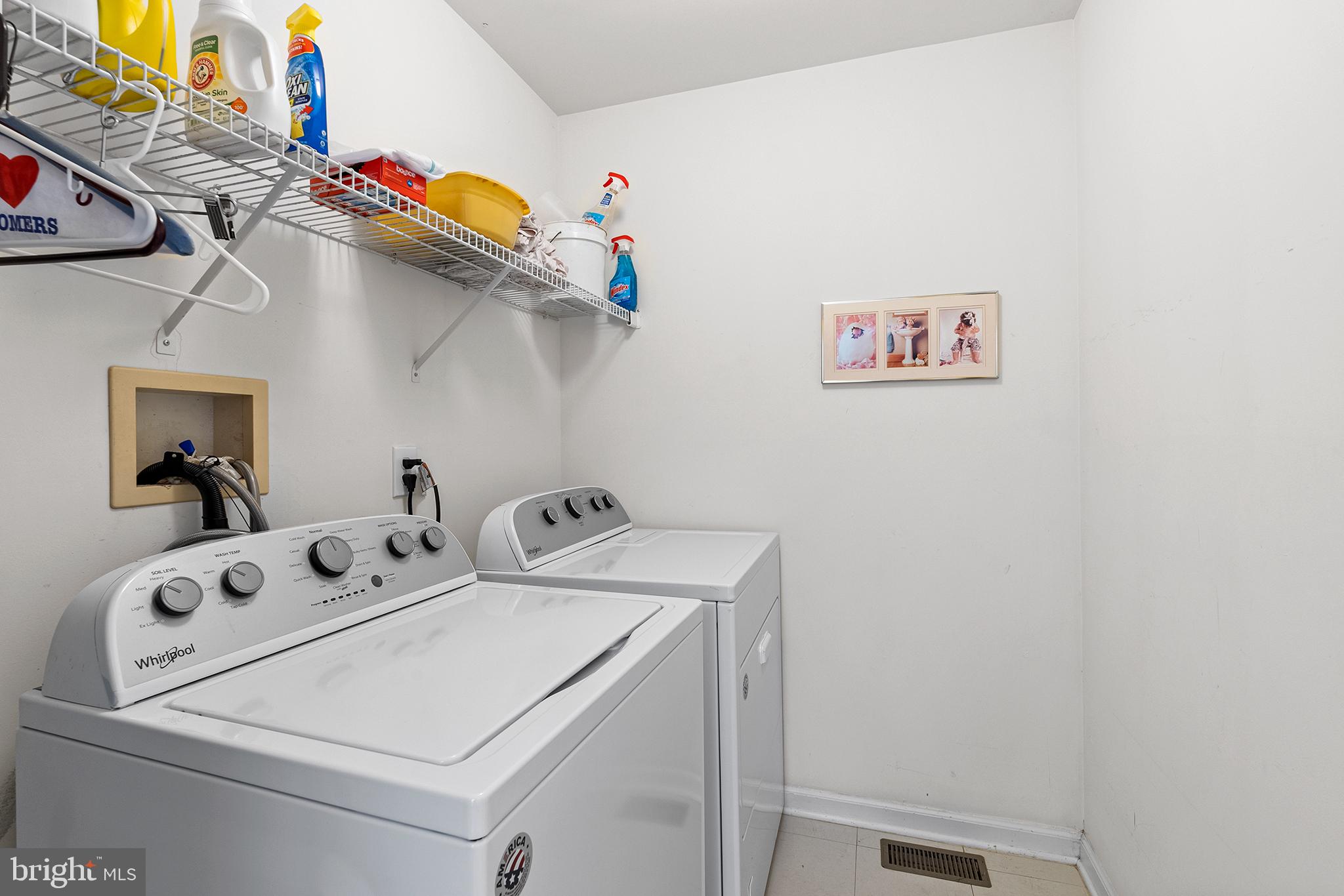 WINNERS CIRCLE - Residential