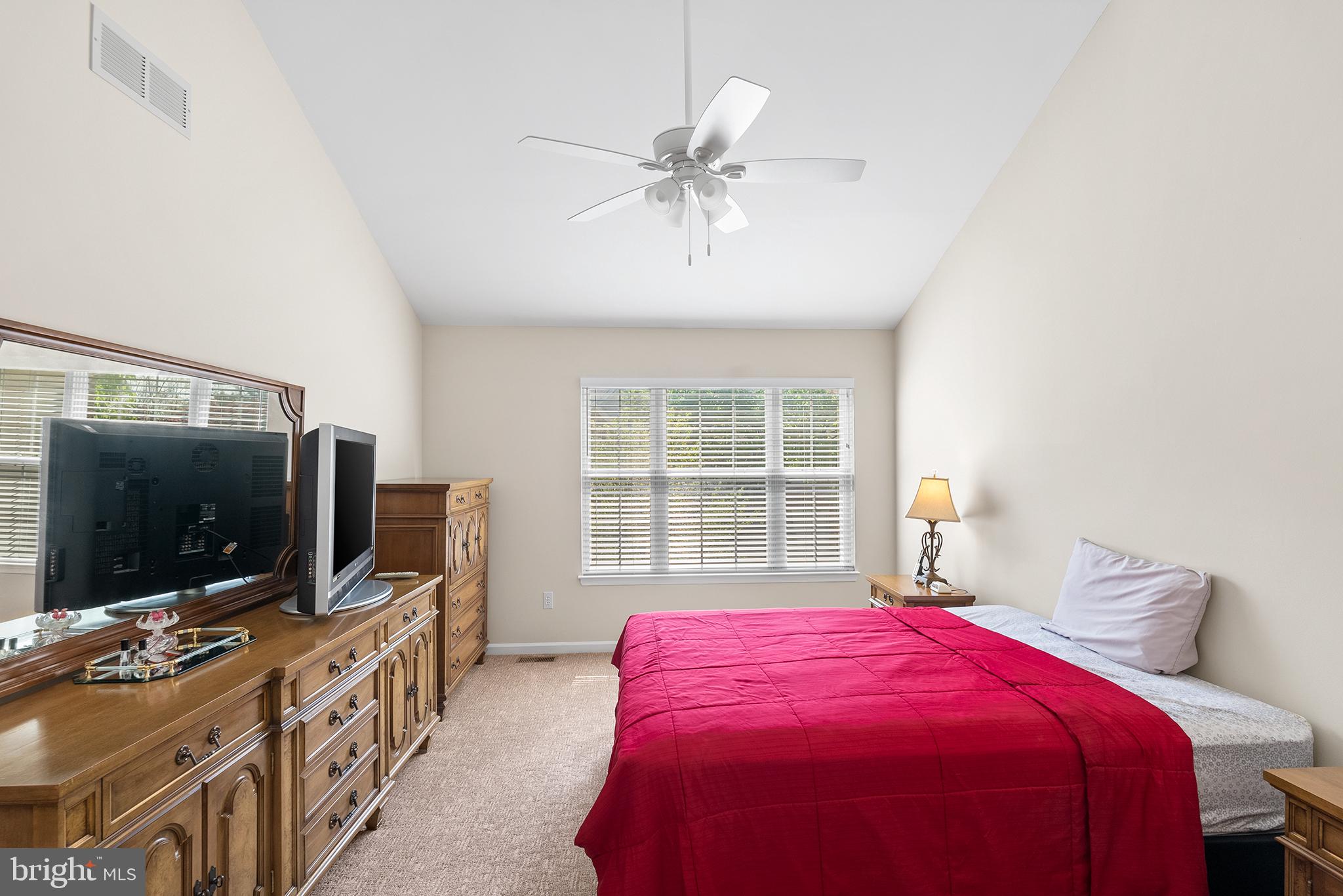 WINNERS CIRCLE - Residential