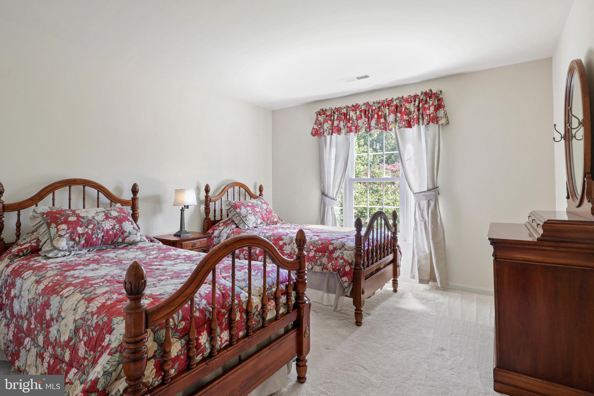 POPLAR PARK - Residential