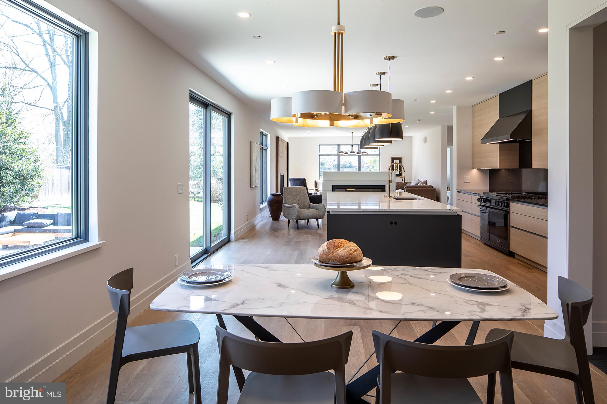 WAYNEFIELD - Residential