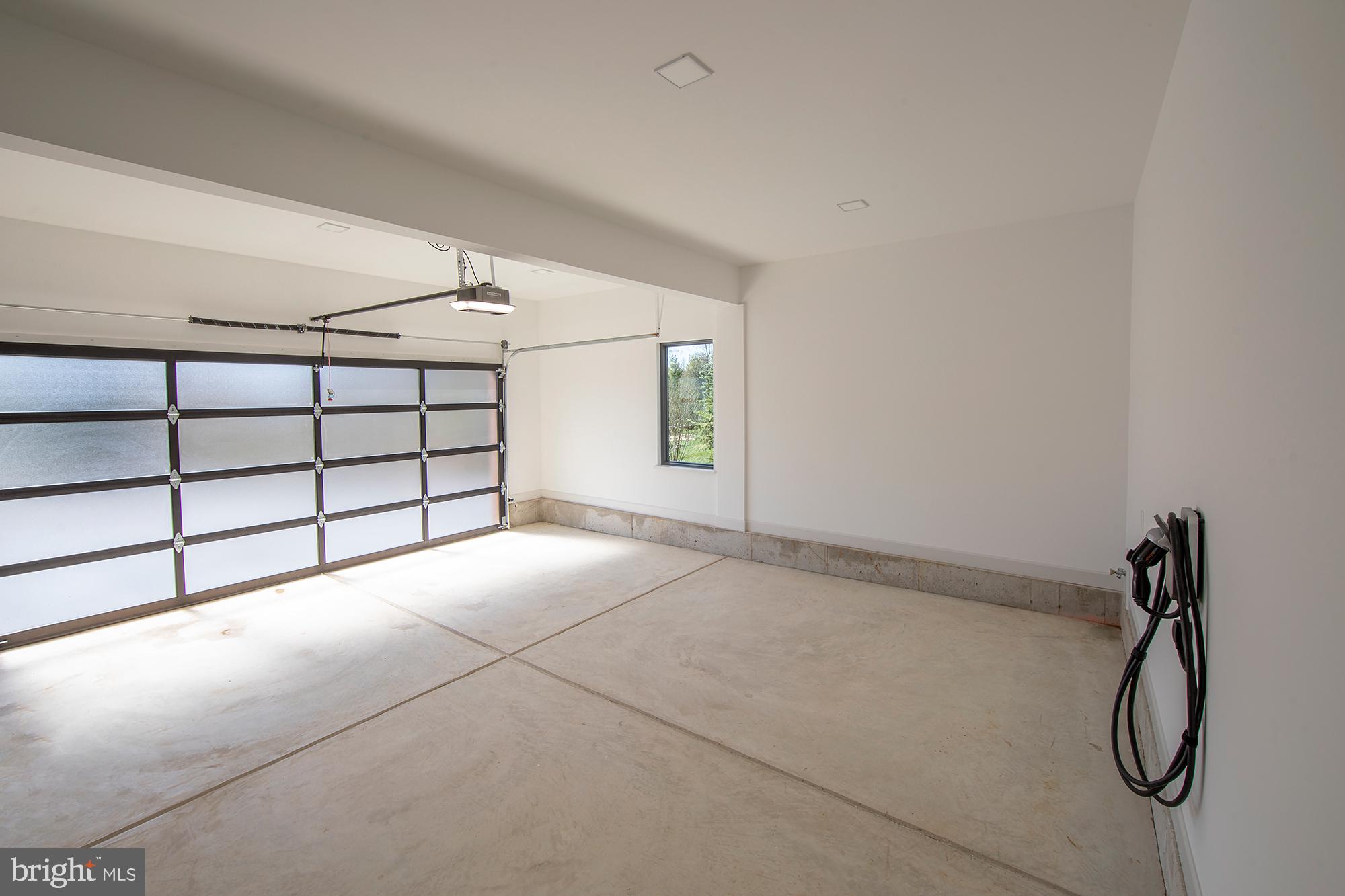 WAYNEFIELD - Residential