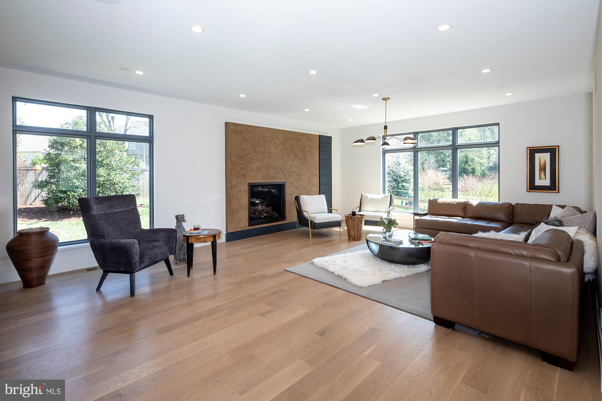 WAYNEFIELD - Residential