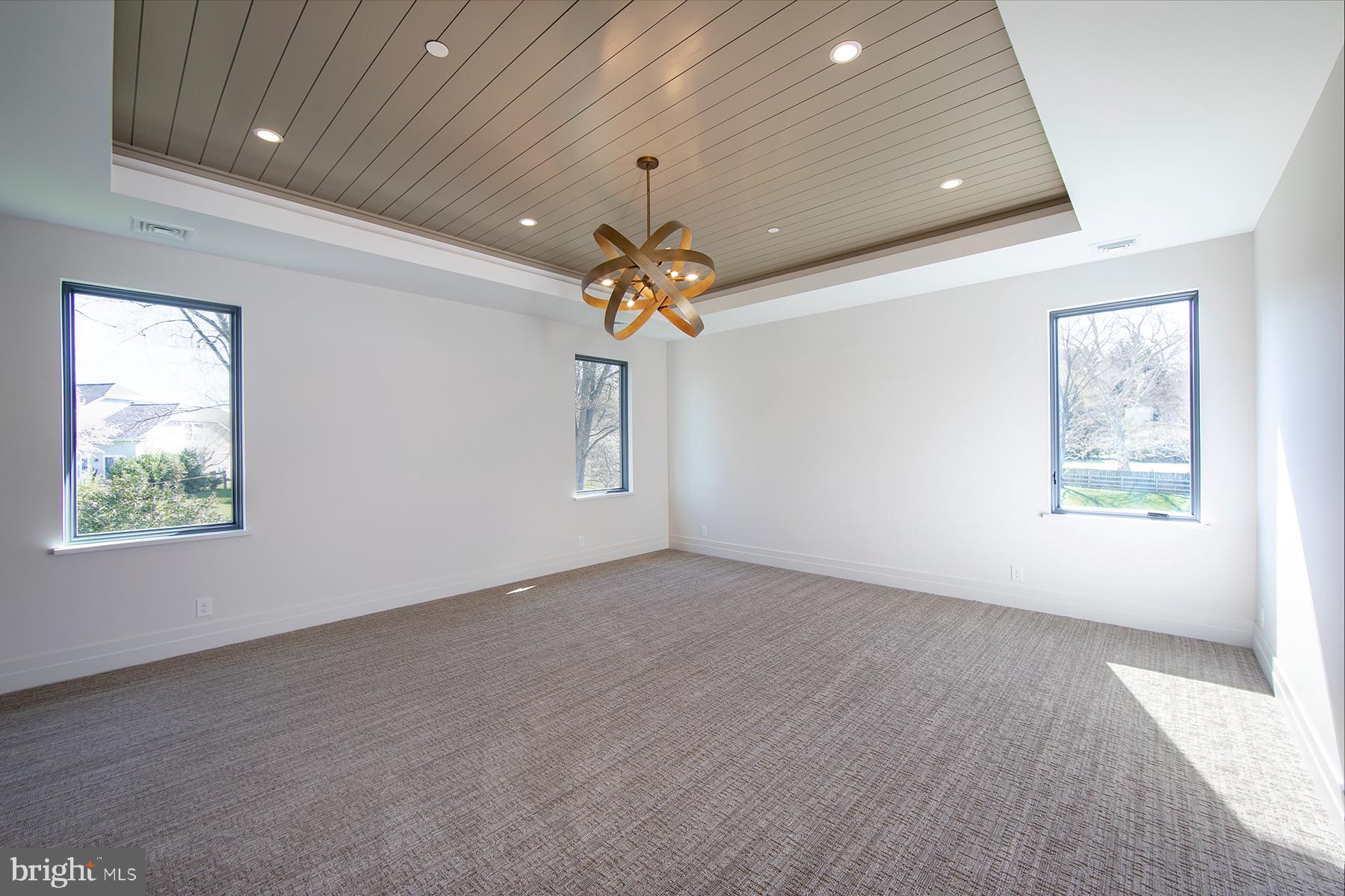 WAYNEFIELD - Residential