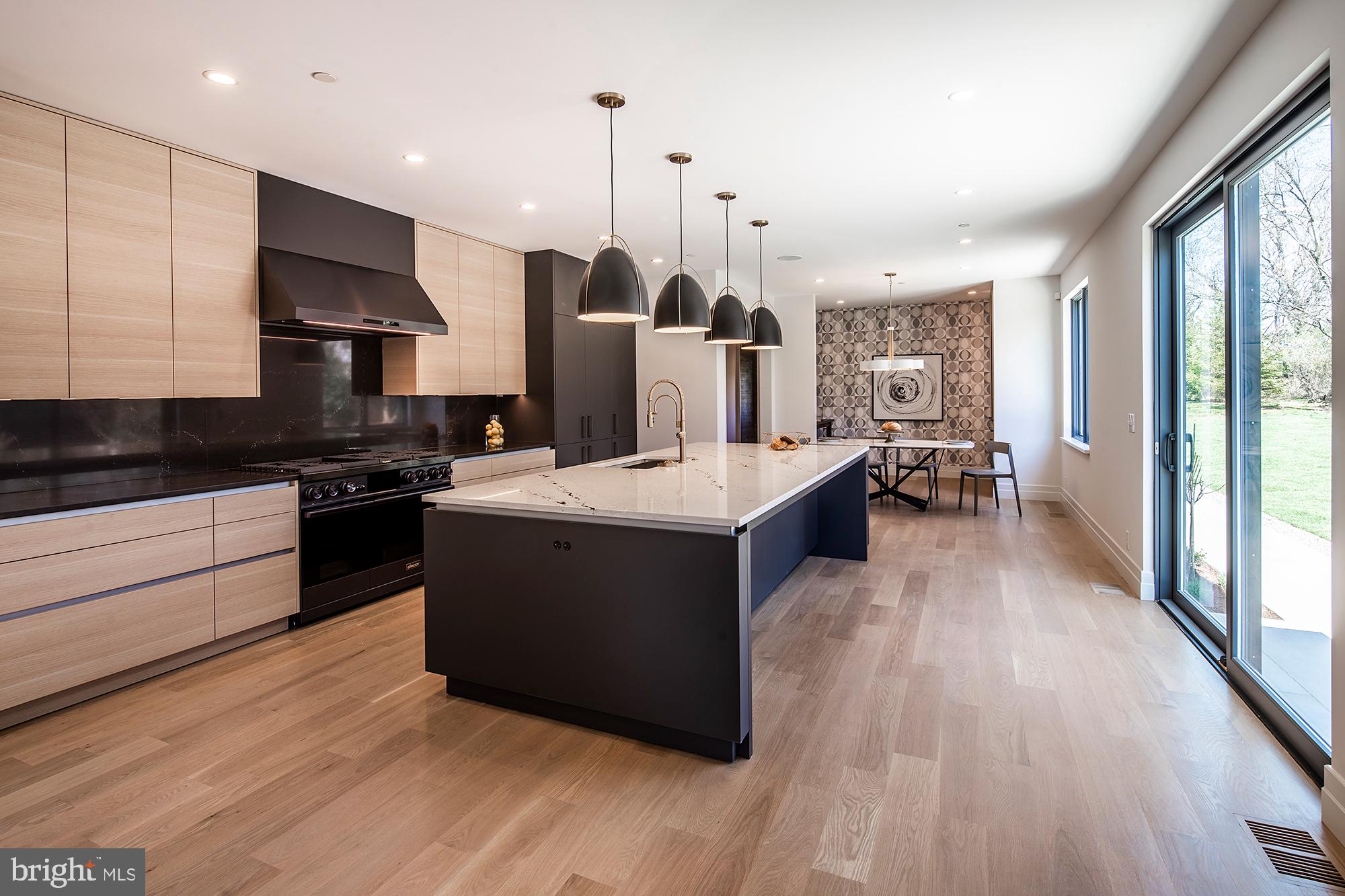 WAYNEFIELD - Residential