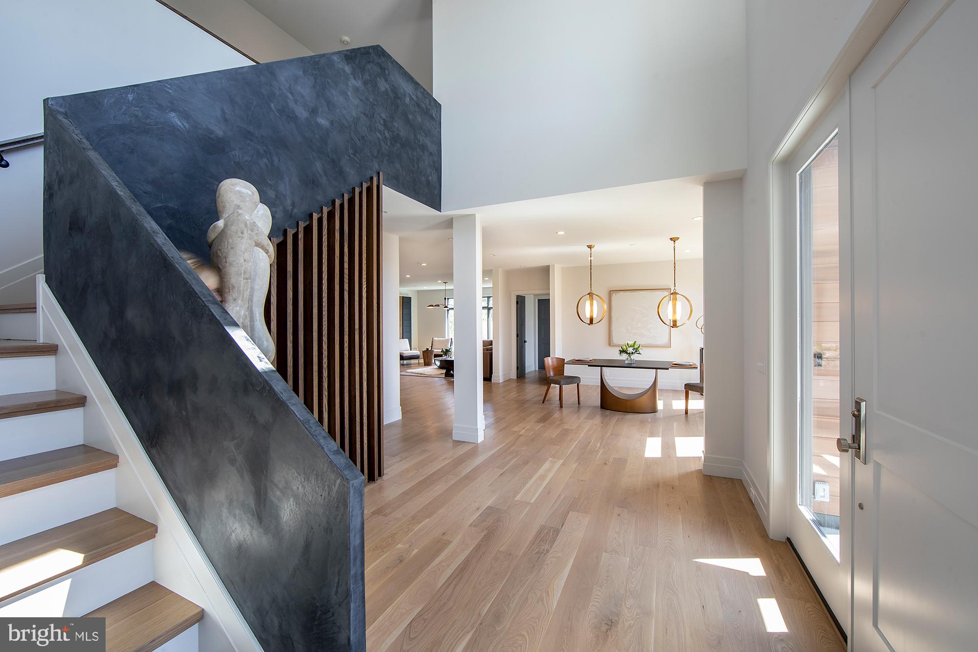 WAYNEFIELD - Residential