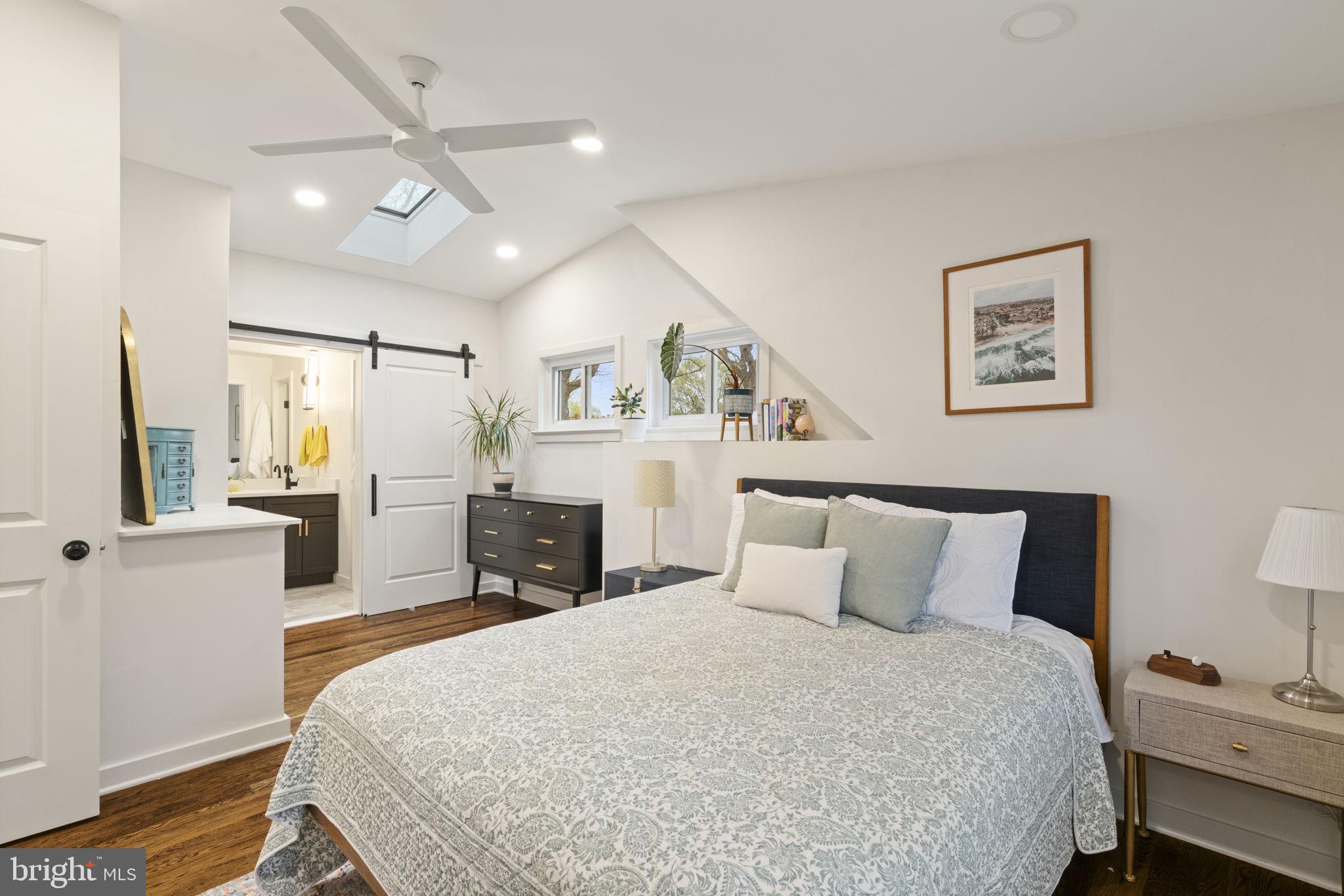 BUCKNELL MANOR - Residential