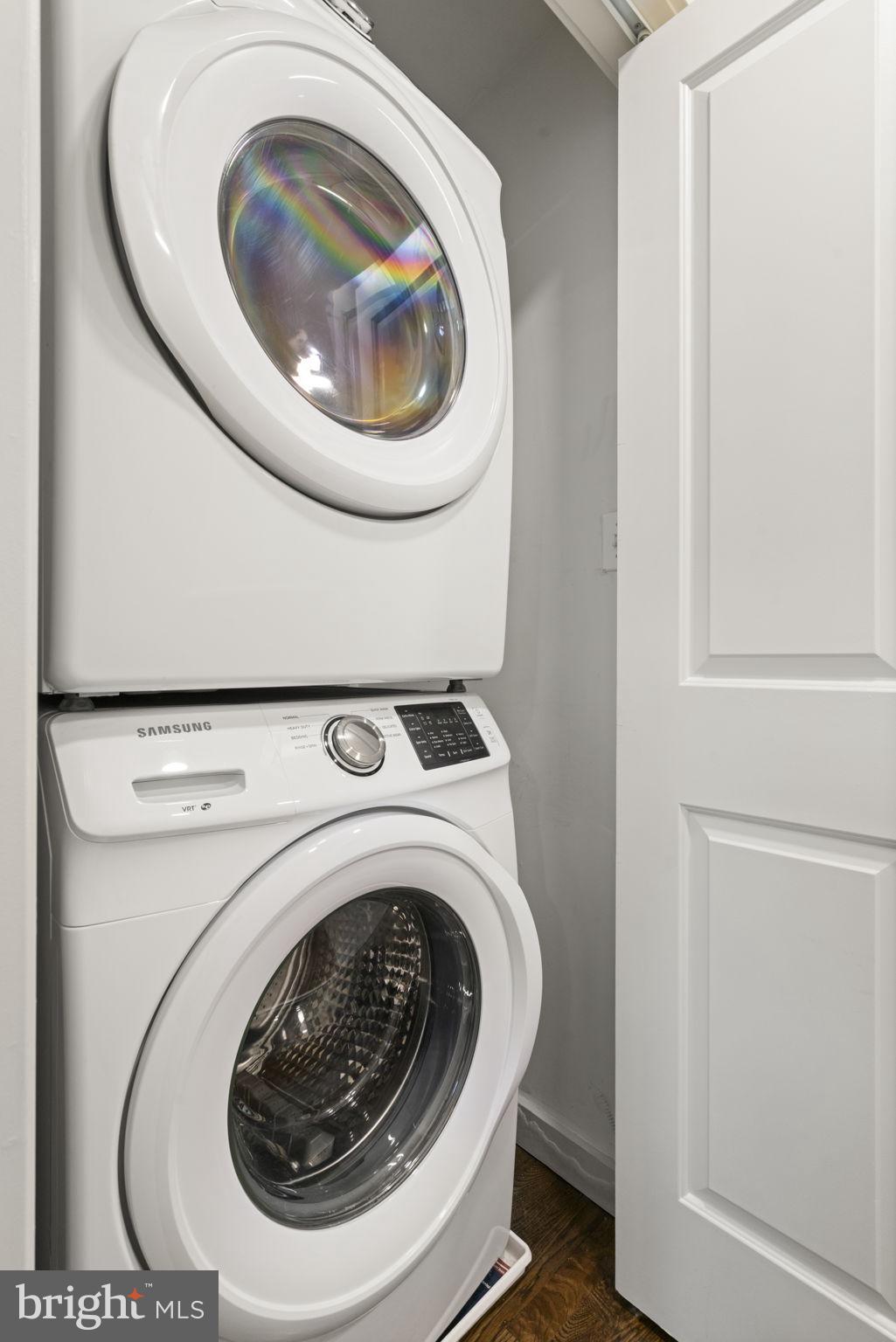 BUCKNELL MANOR - Residential