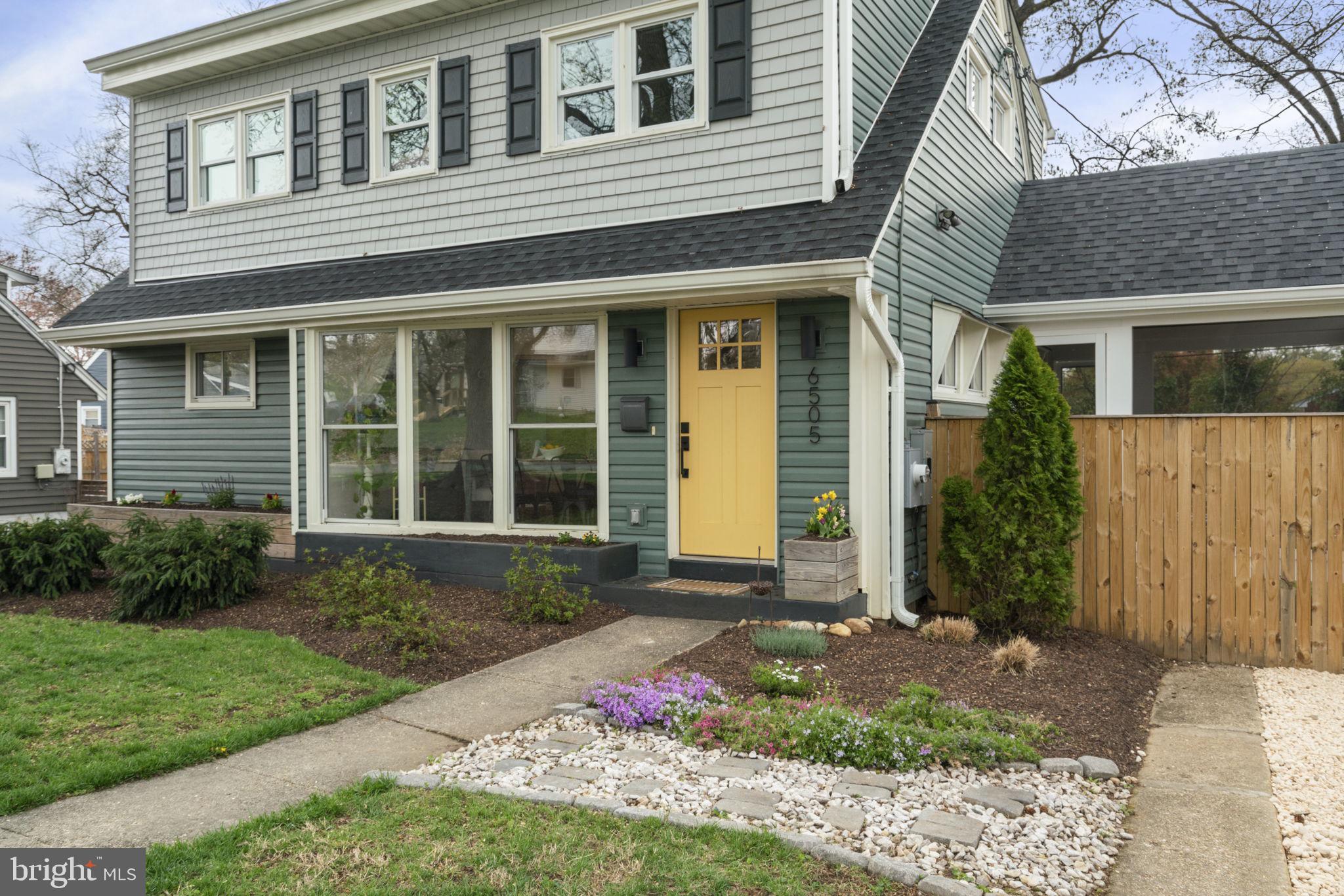 BUCKNELL MANOR - Residential