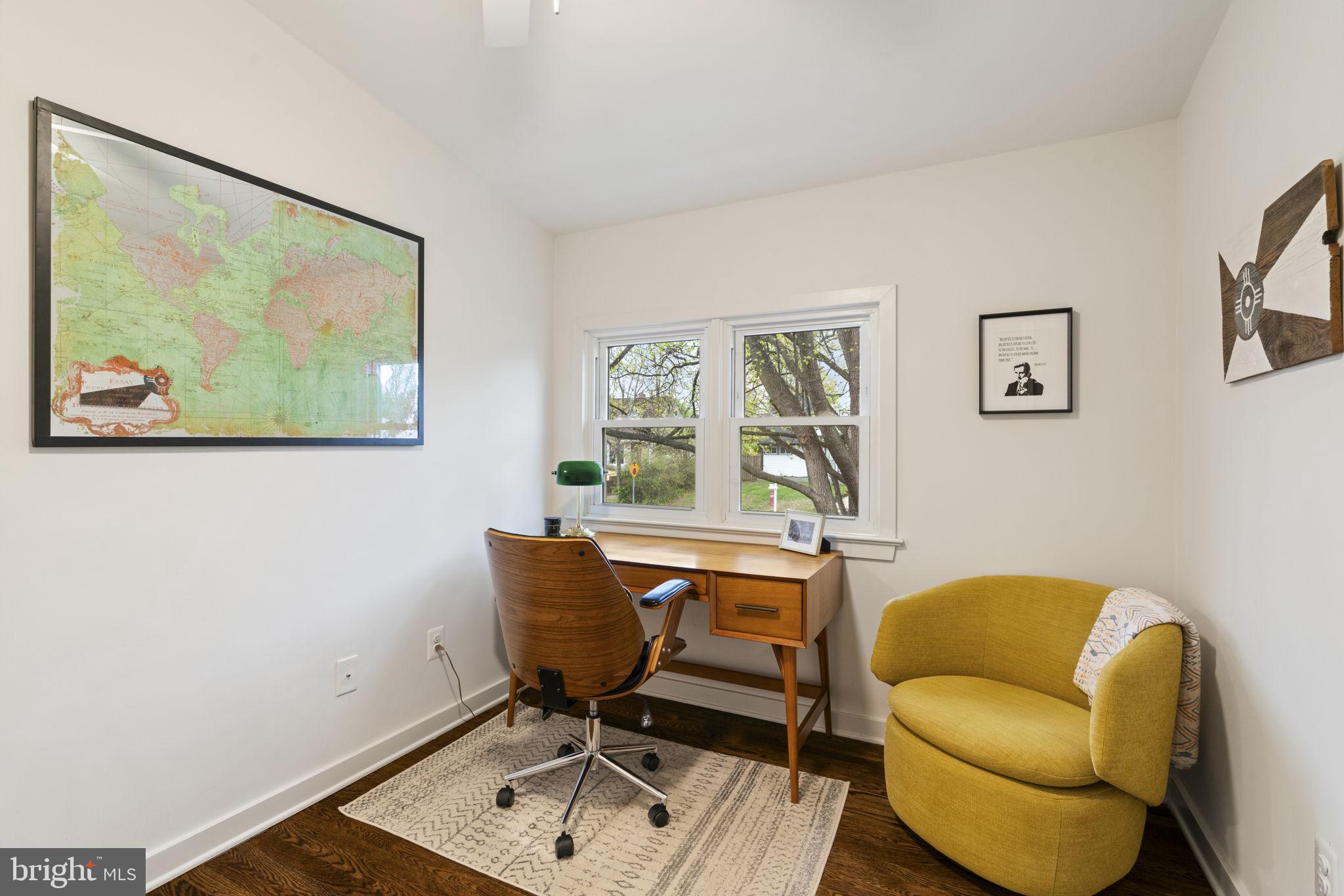 BUCKNELL MANOR - Residential