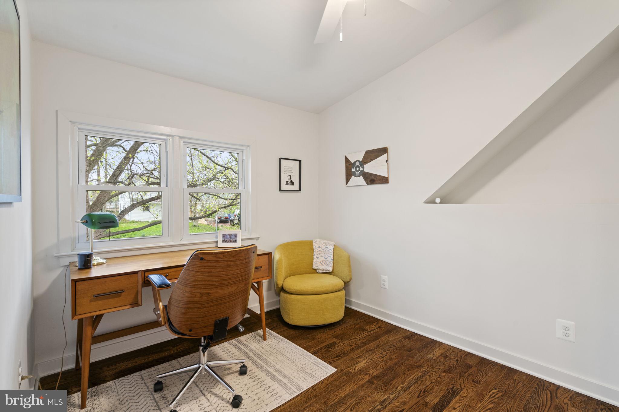 BUCKNELL MANOR - Residential