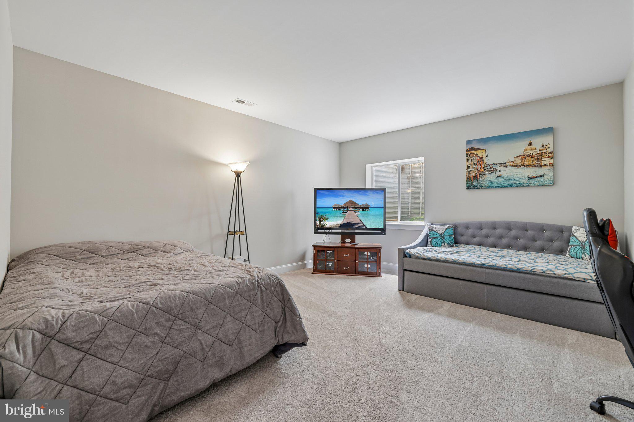 GREENLEIGH AT CROSSROADS - Residential