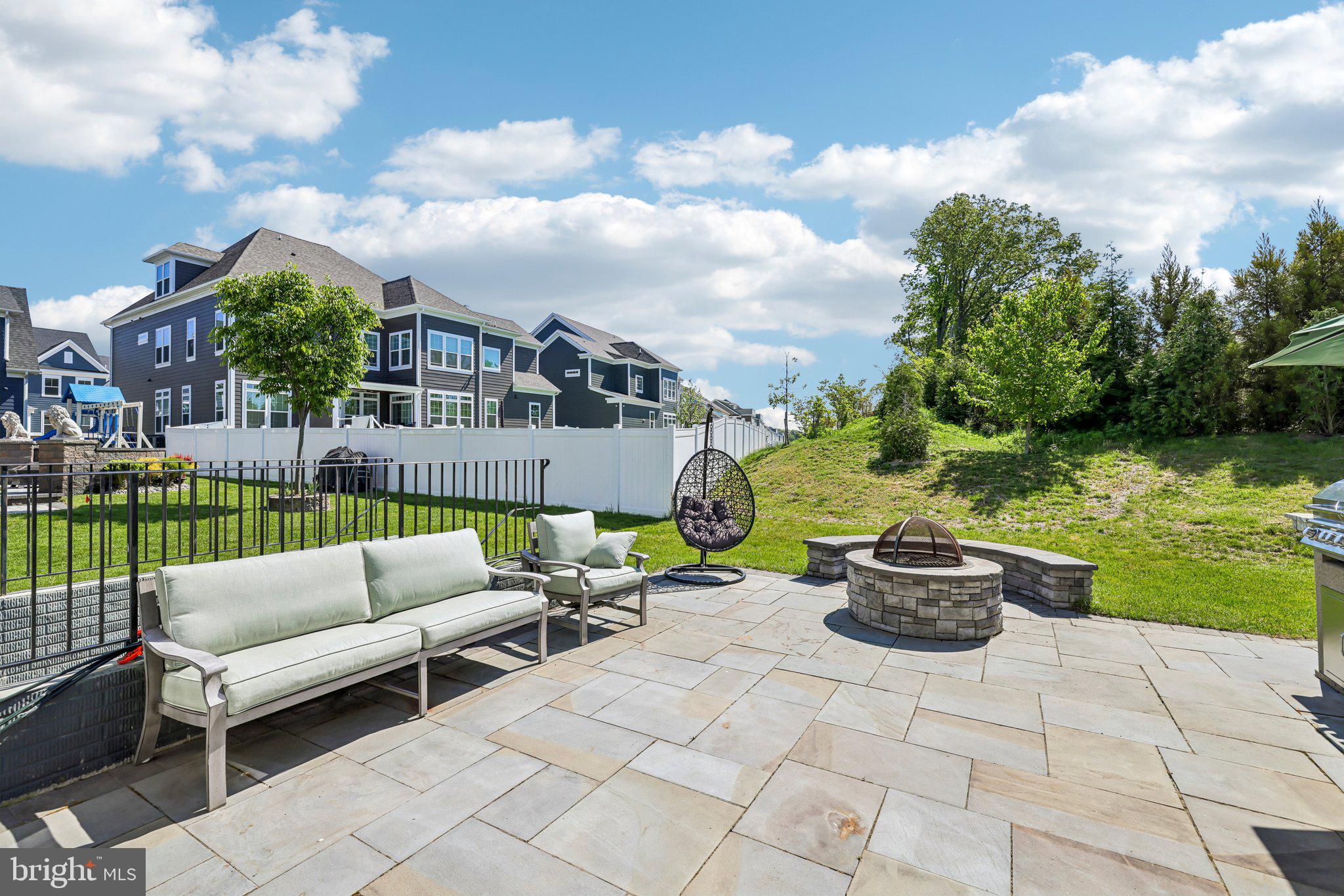 GREENLEIGH AT CROSSROADS - Residential