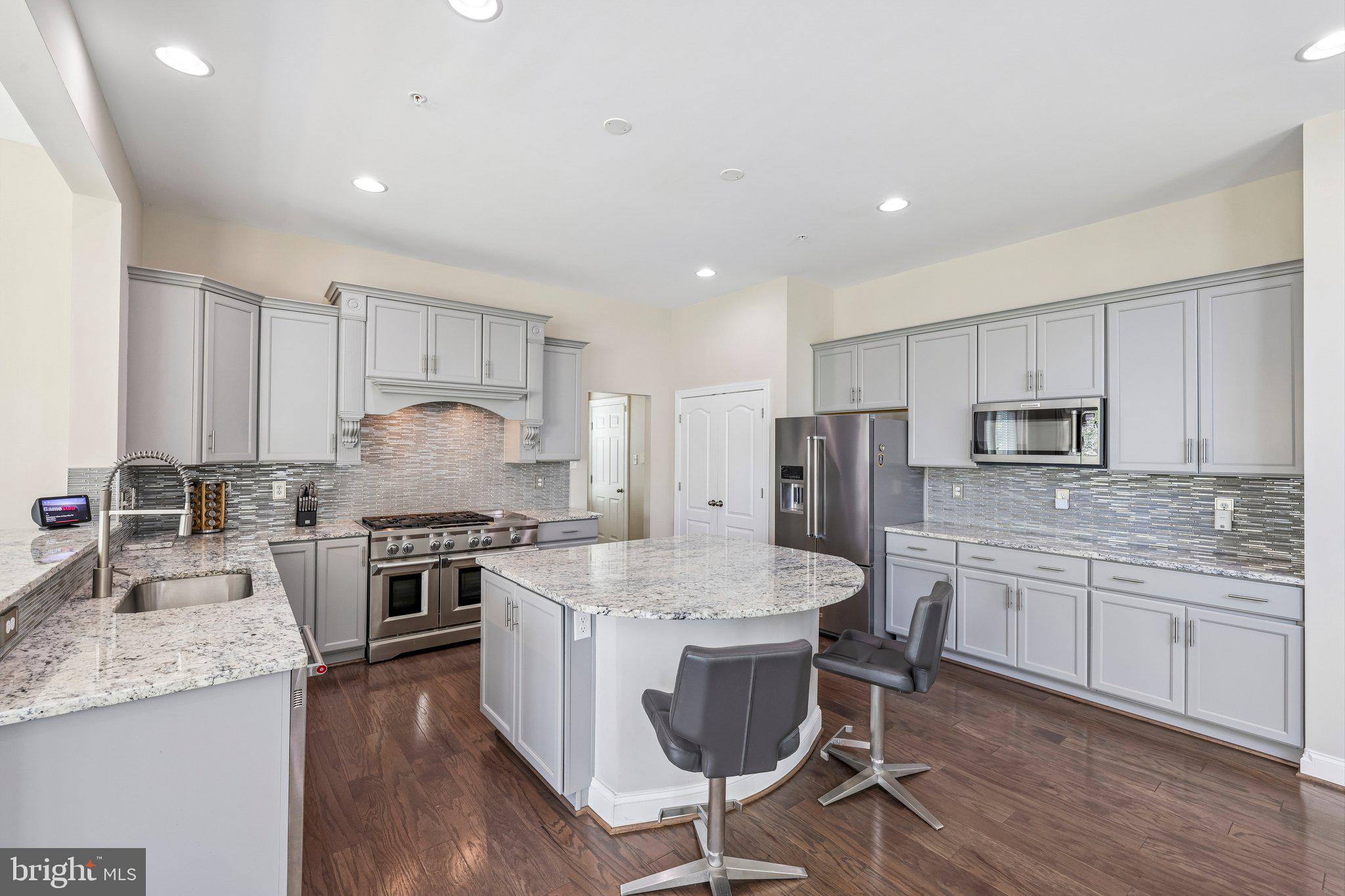 GREENLEIGH AT CROSSROADS - Residential