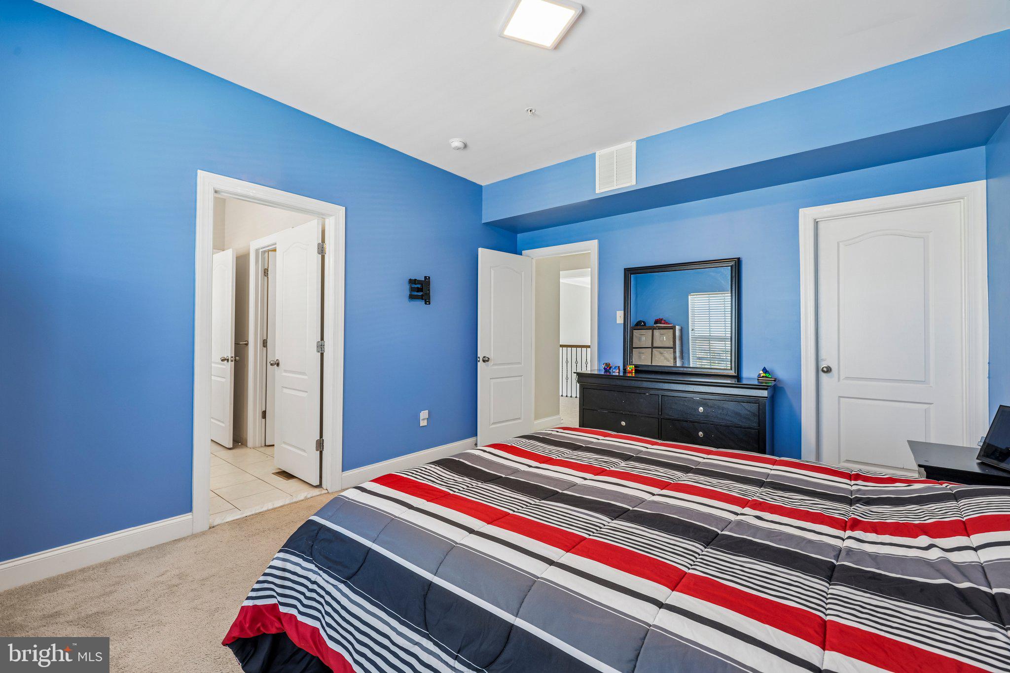 GREENLEIGH AT CROSSROADS - Residential