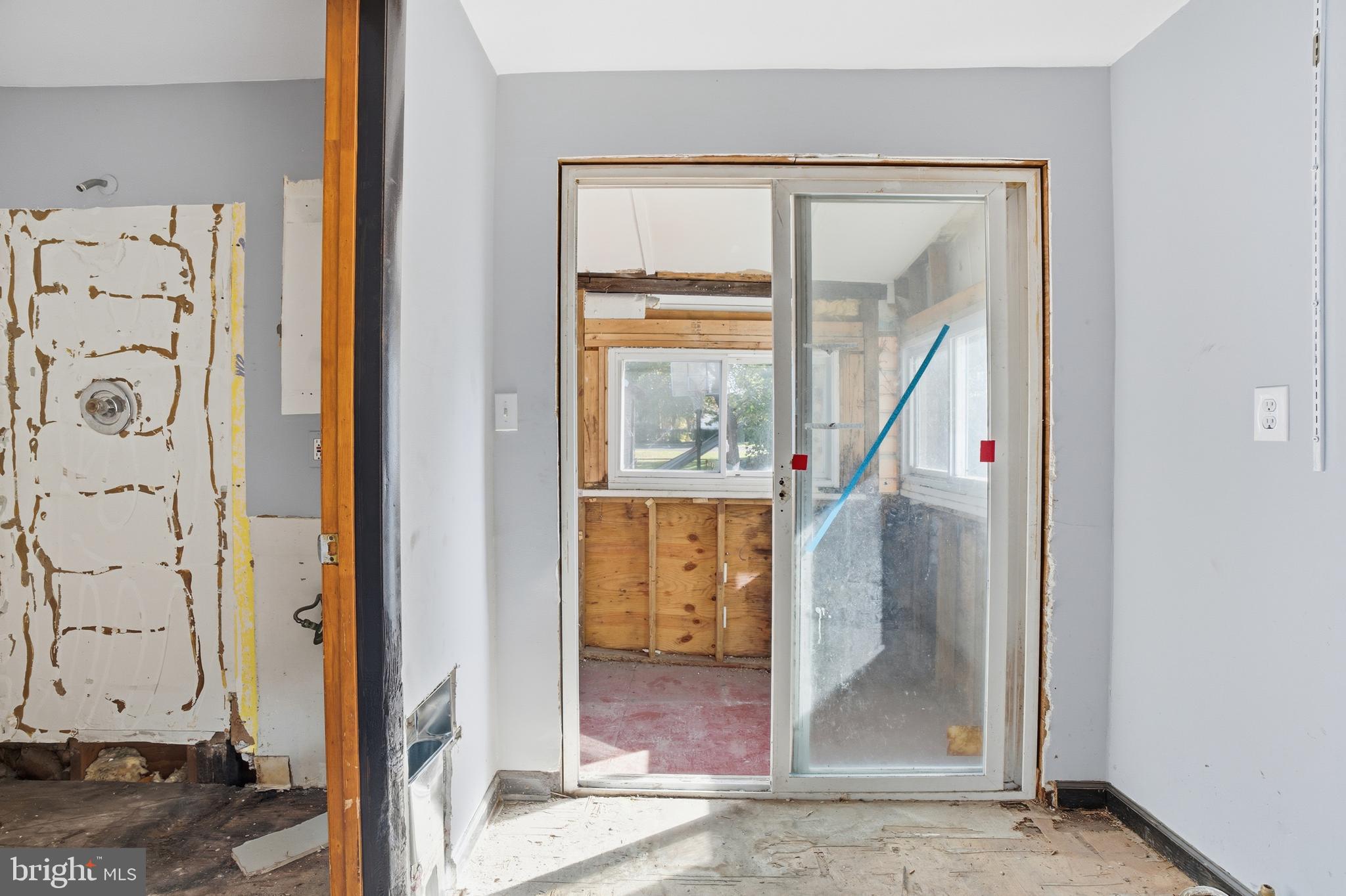 BRISTOL - Residential