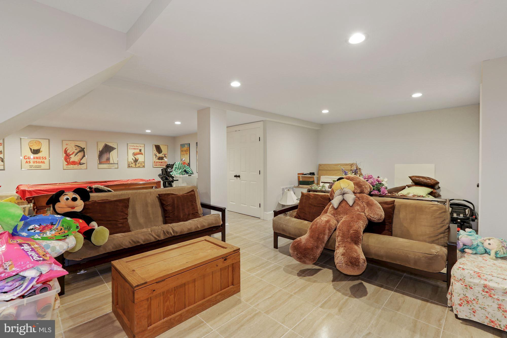 GREAT FALLS ESTATES - Residential