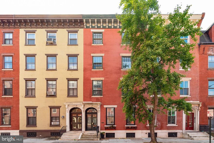 Fully Rented 6-unit multi-family in PRIME RITTENHOUSE location. (2) studio, (3) 1-bedroom, (1) 2 bedroom. 2 units feature outdoor space. Minutes from Rittenhouse Square, 30th Street station, University of Pennsylvania, Drexel, Fitler and Schuylkill parks, and so many award winning restaurants.