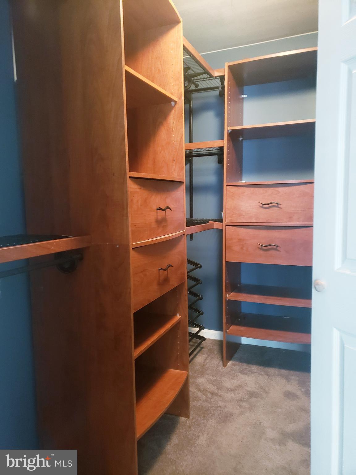 OCCOQUAN POINTE CONDO - Residential