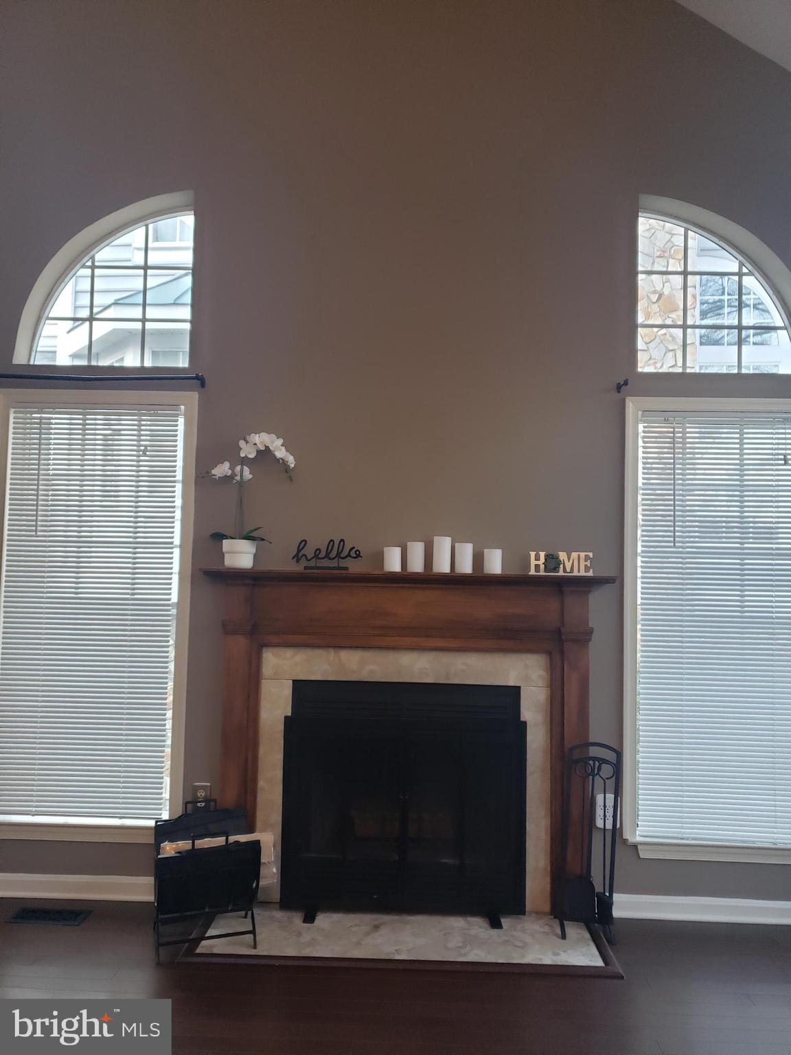 OCCOQUAN POINTE CONDO - Residential