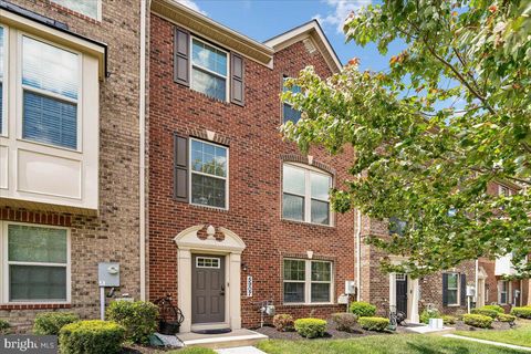 Photo of 5907 Richmanor Terrace, UPPER MARLBORO, MD 20772 (MLS # MDPG2201702)