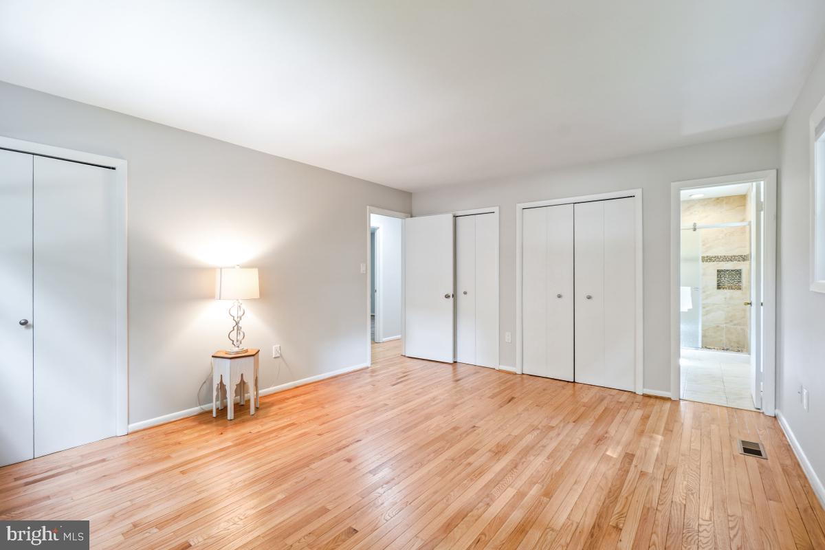 BROOKEVILLE KNOLLS - Residential