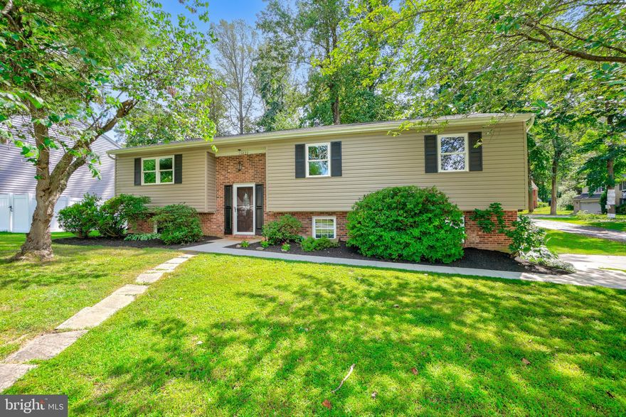 Welcome Home! Nestled in a highly sought-after neighborhood, this beautifully maintained home offers the perfect blend of comfort, convenience, and community. Enjoy this spacious and light filled 5 bedroom and 3 full bath home. Upgrades, include a modern open kitchen, fresh paint, updated roof, and more. The main level boasts stunning hardwood floors and a bright, inviting layout. move-in ready! Just steps from the pool, playgrounds, top-rated schools, and scenic parks, everything you need right at your fingertips. It's a Must-See Home, don’t miss the chance to make this exceptional property yours.