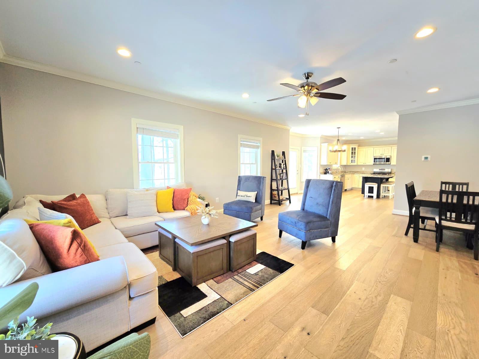 EMERALD HILLS ESTATES - Residential