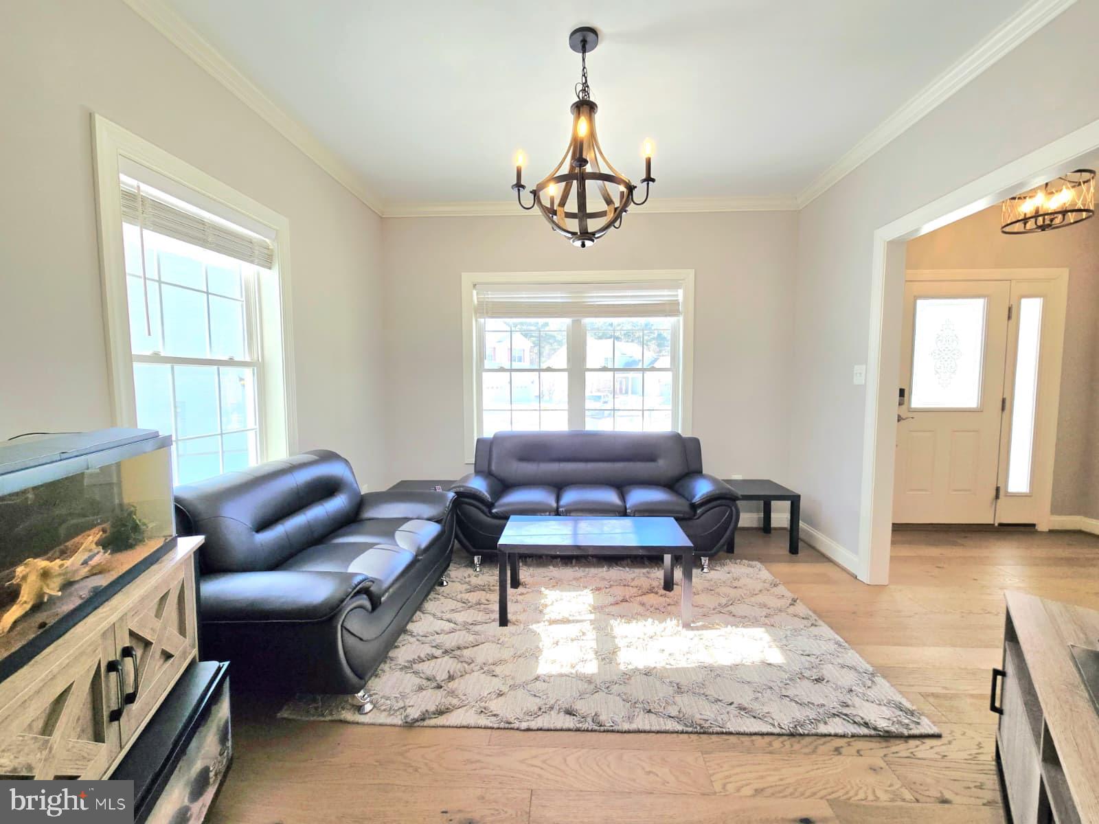 EMERALD HILLS ESTATES - Residential