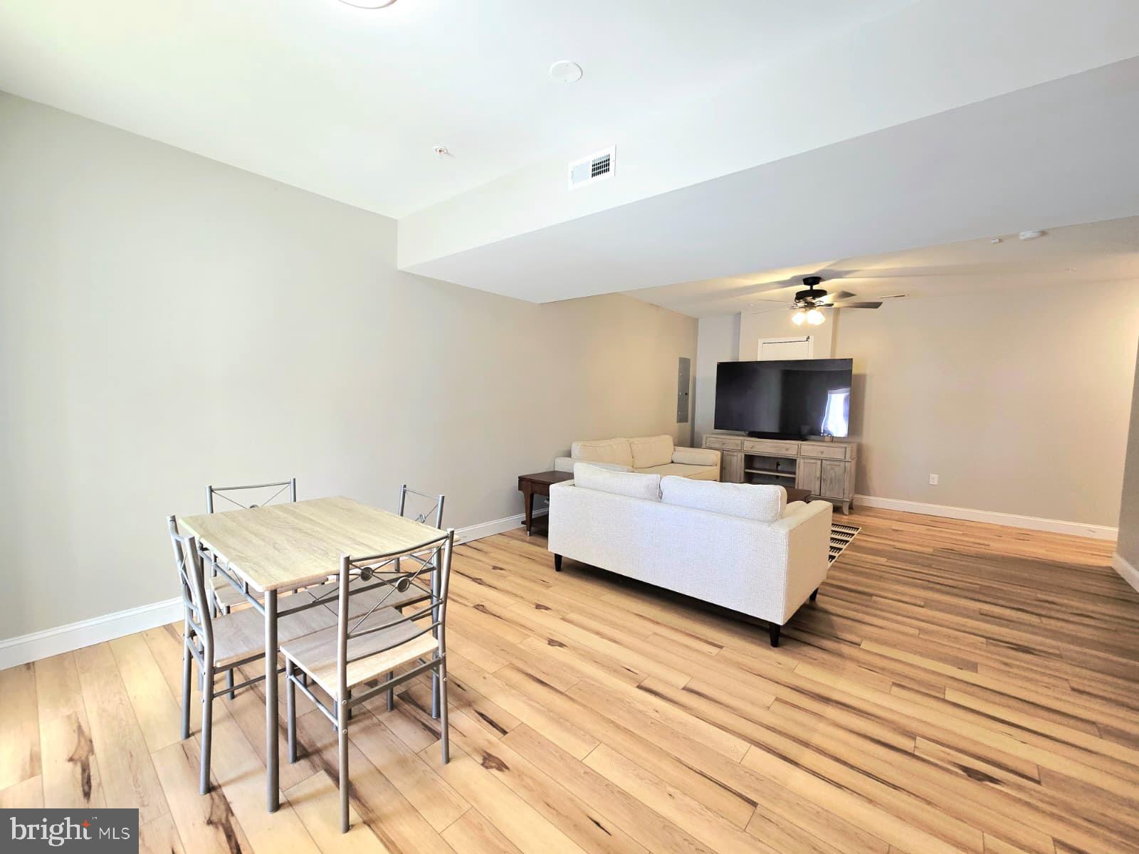 EMERALD HILLS ESTATES - Residential