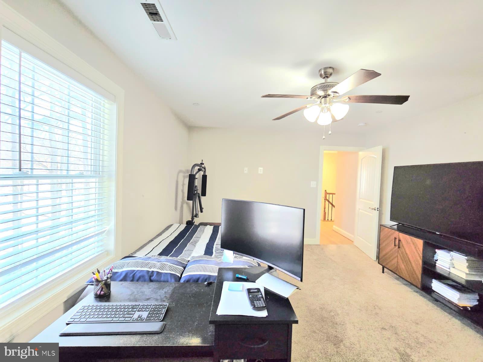 EMERALD HILLS ESTATES - Residential